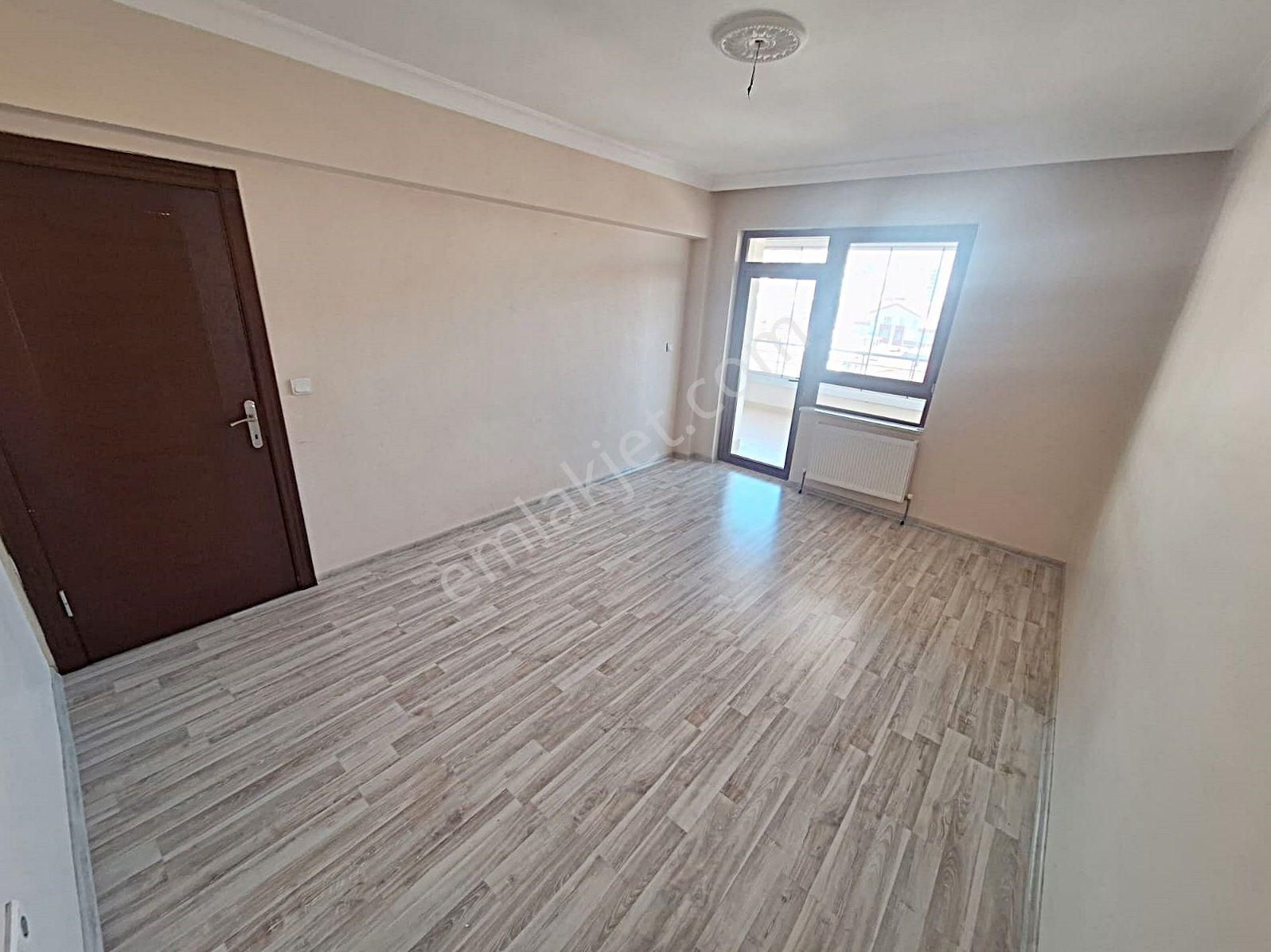 Cihandan Burç Mah Nülüfer Cadde Üzeri Sevale Çok Yakın 3+1 Daire - Görsel 15