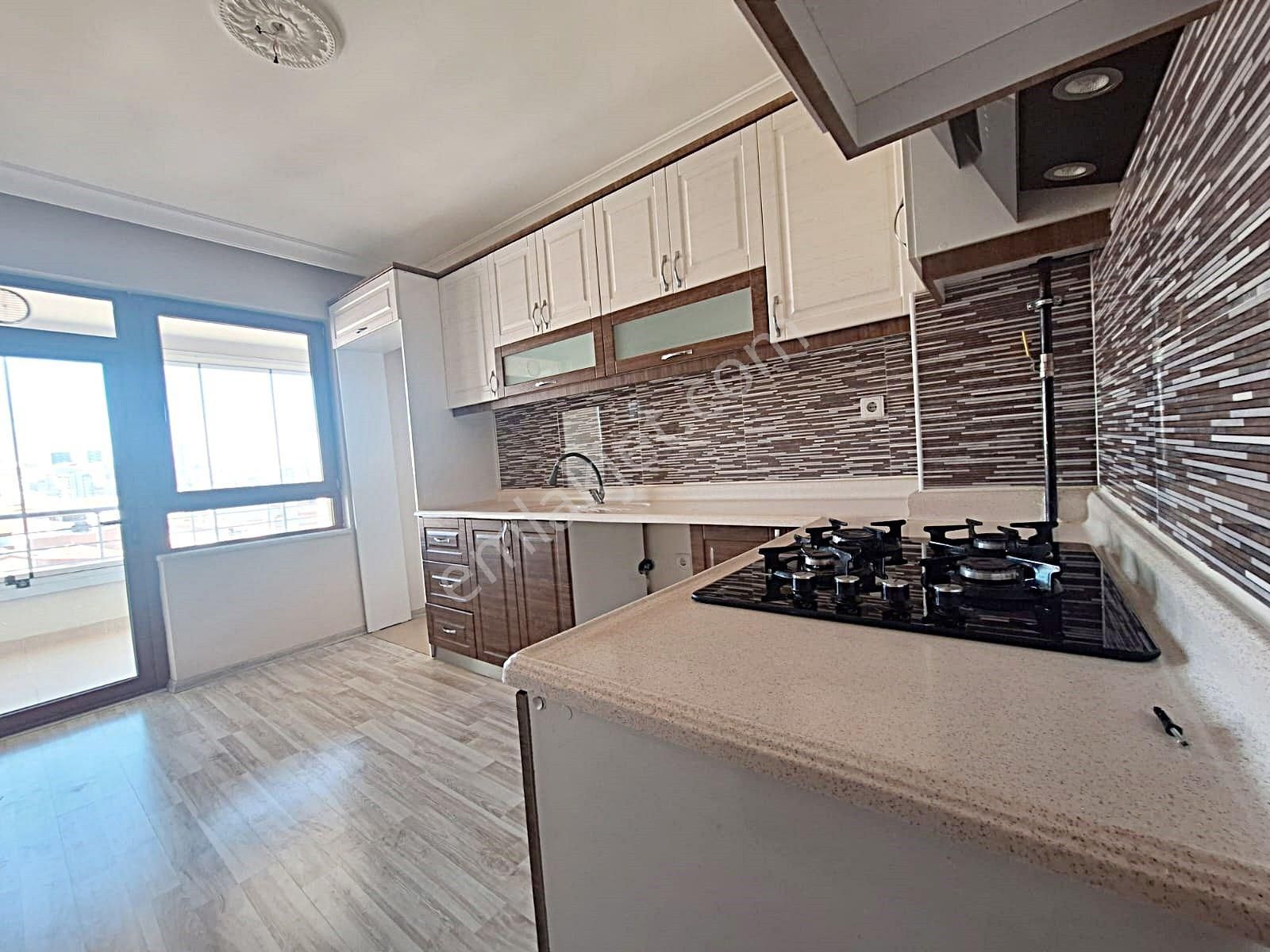 Cihandan Burç Mah Nülüfer Cadde Üzeri Sevale Çok Yakın 3+1 Daire - Görsel 4