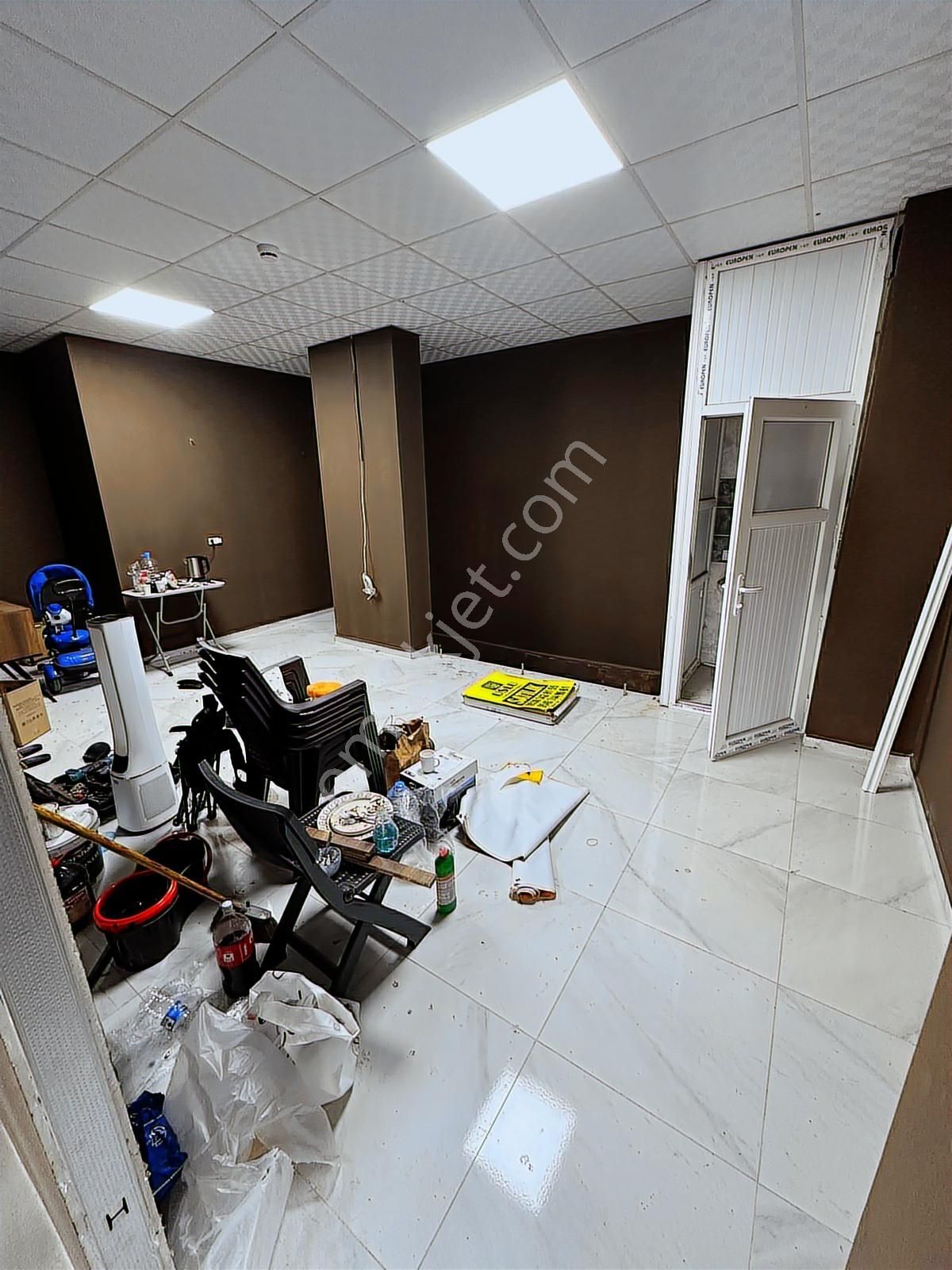 Uslu Gayrimenkulden 200 M²bakiesen Caddesine Cephe Depolu Dükkan - Görsel 9