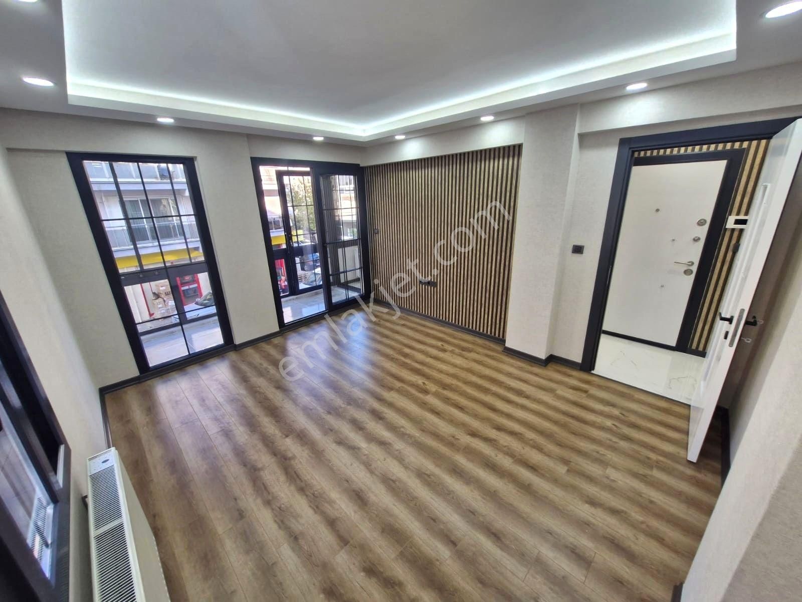 Demokrasi Park Yakını Full Lüks Yapılı 2+1 Ara Kat Daire