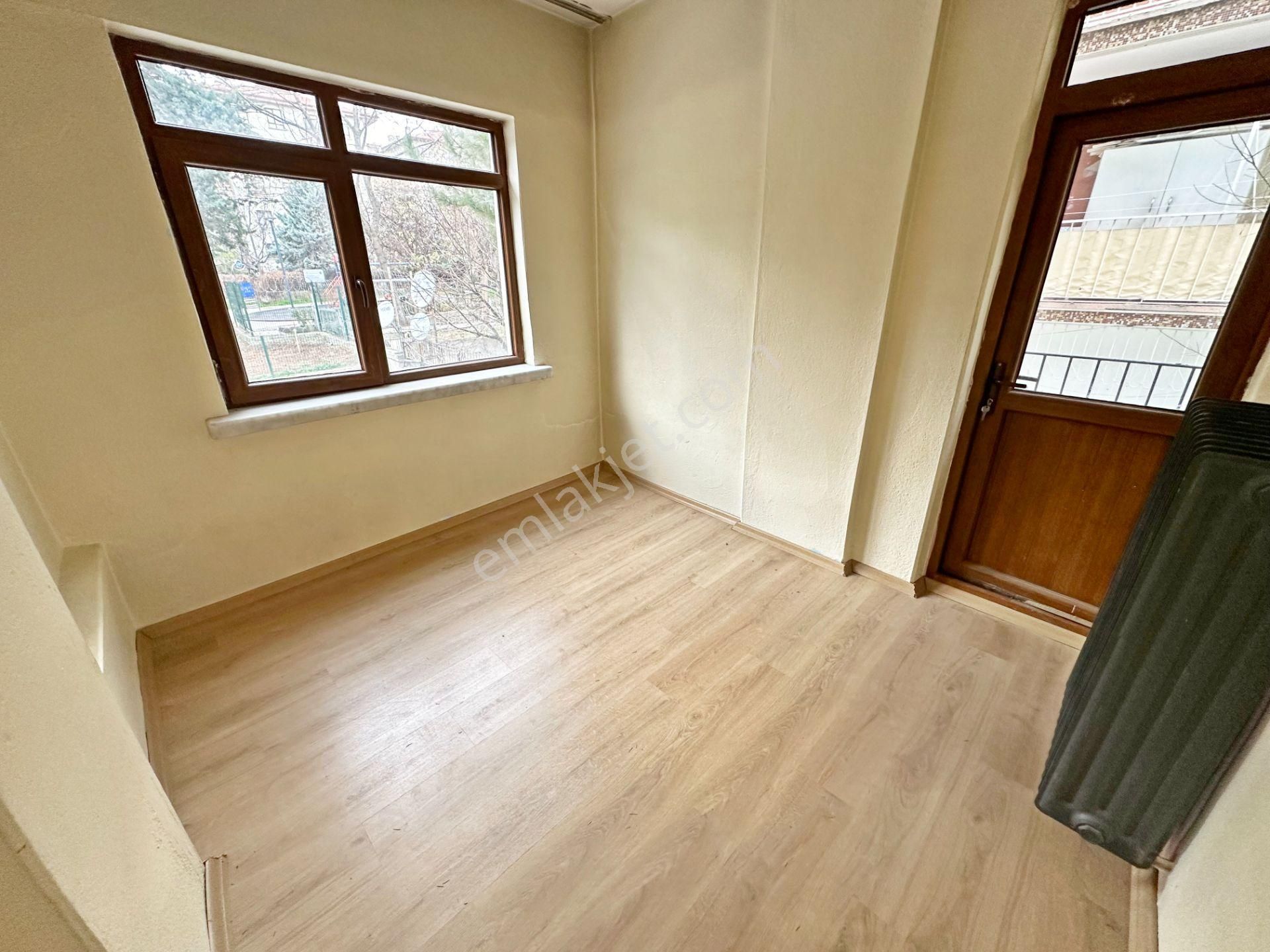 Etlik Merkez'de Park Manzaralı Yüksek Giriş 1.kat Konumunda 3+1 Altında Tam Daire Var Çift Balkon - Görsel 12