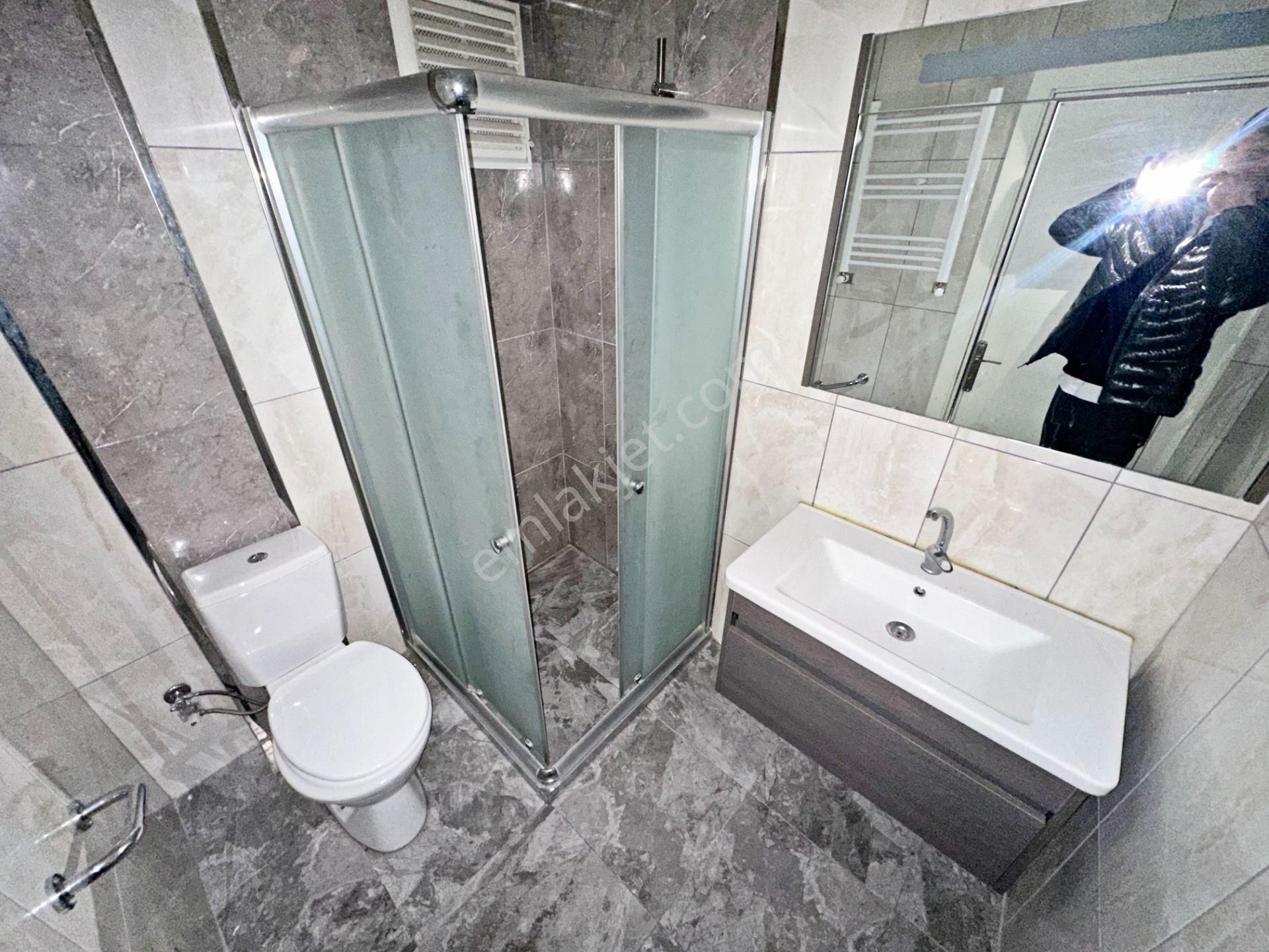 Etlik Merkez'de Park Manzaralı Yüksek Giriş 1.kat Konumunda 3+1 Altında Tam Daire Var Çift Balkon - Görsel 29