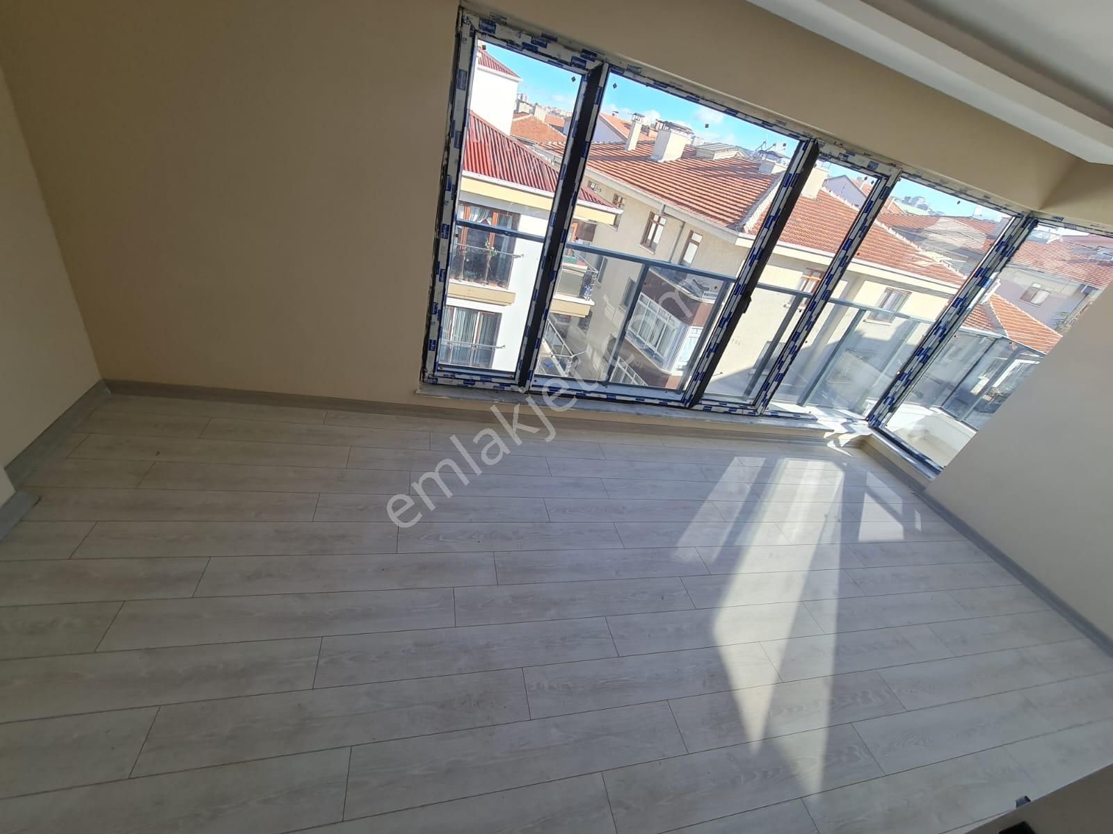 Aydınlıkevler'de 2+1 Kiralık Daire-taner Emlak Ofisi - Görsel 10