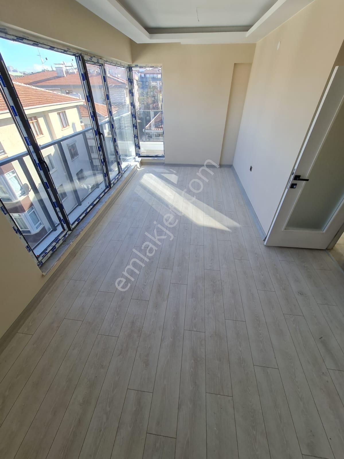 Aydınlıkevler'de 2+1 Kiralık Daire-taner Emlak Ofisi - Görsel 11
