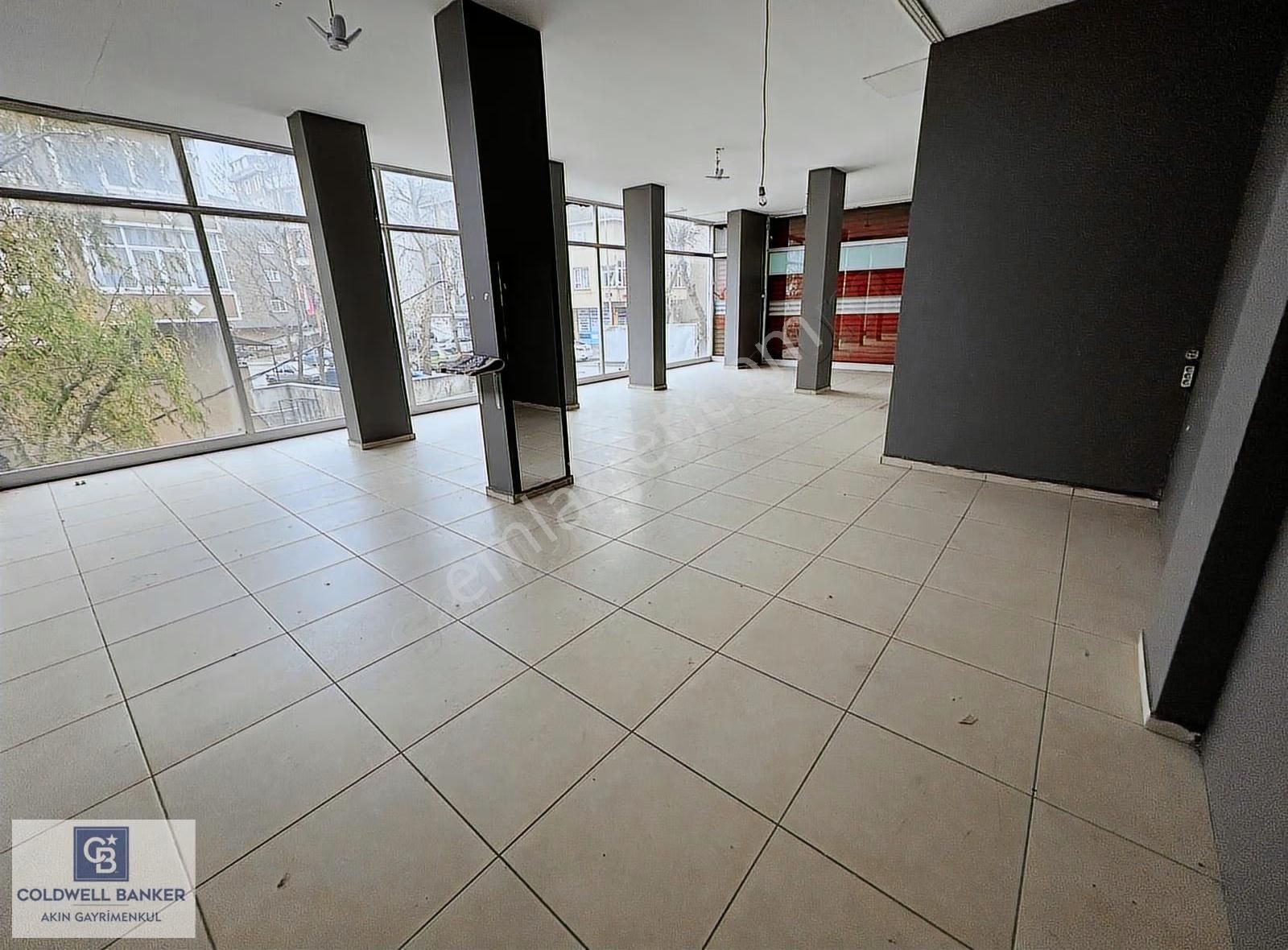 Sancaktepe Yenidoğanda Ana Cadde Üzerinde Satılık Dükkan - Görsel 10