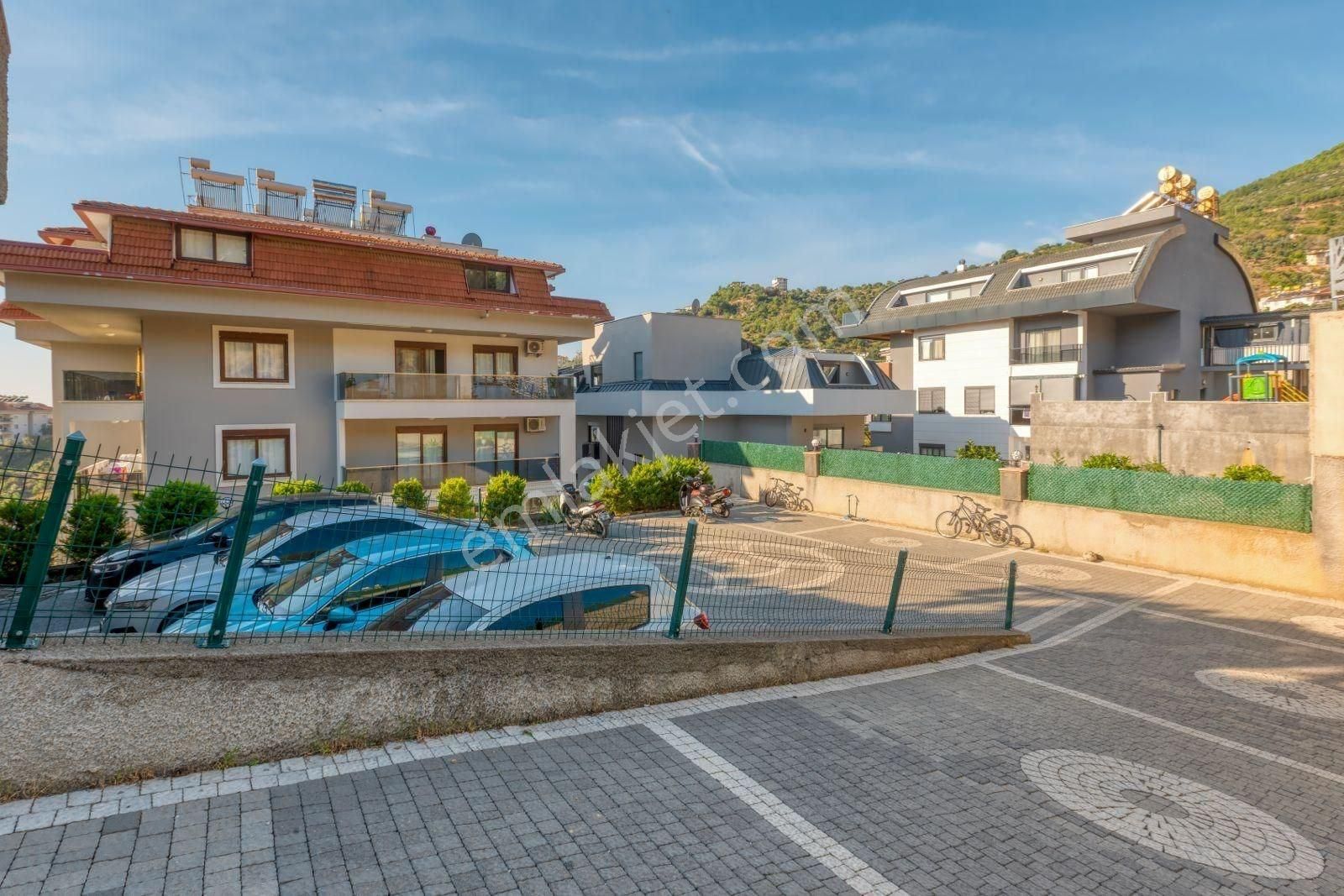 Alanya Tepe’de 2+1 Ayrı Mutfaklı Deniz Ve Kale Manzaralı Daire – Eşsiz Konum, Muhteşem Enerji! - Görsel 16