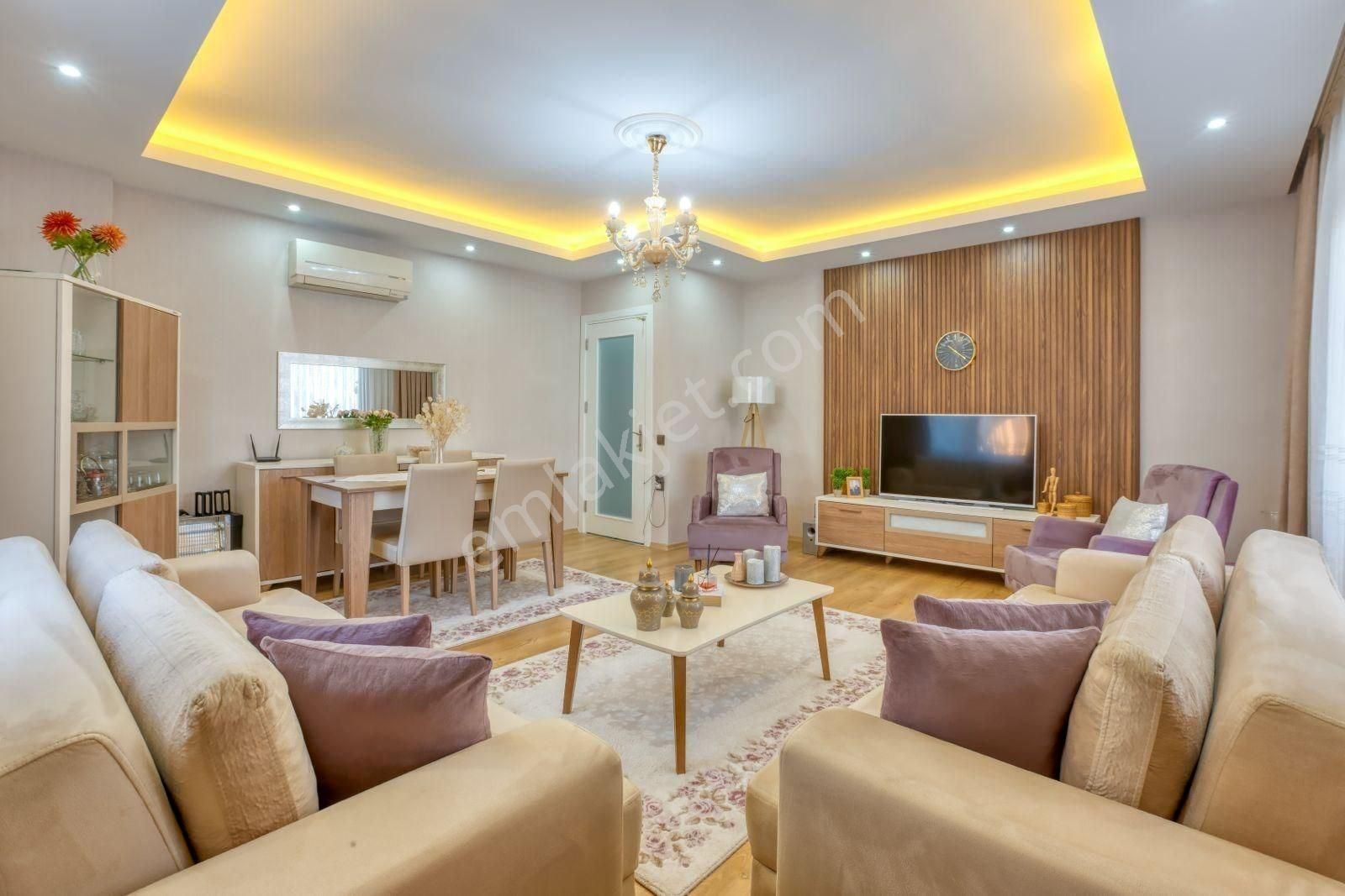 Alanya Tepe’de 2+1 Ayrı Mutfaklı Deniz Ve Kale Manzaralı Daire – Eşsiz Konum, Muhteşem Enerji! - Görsel 5