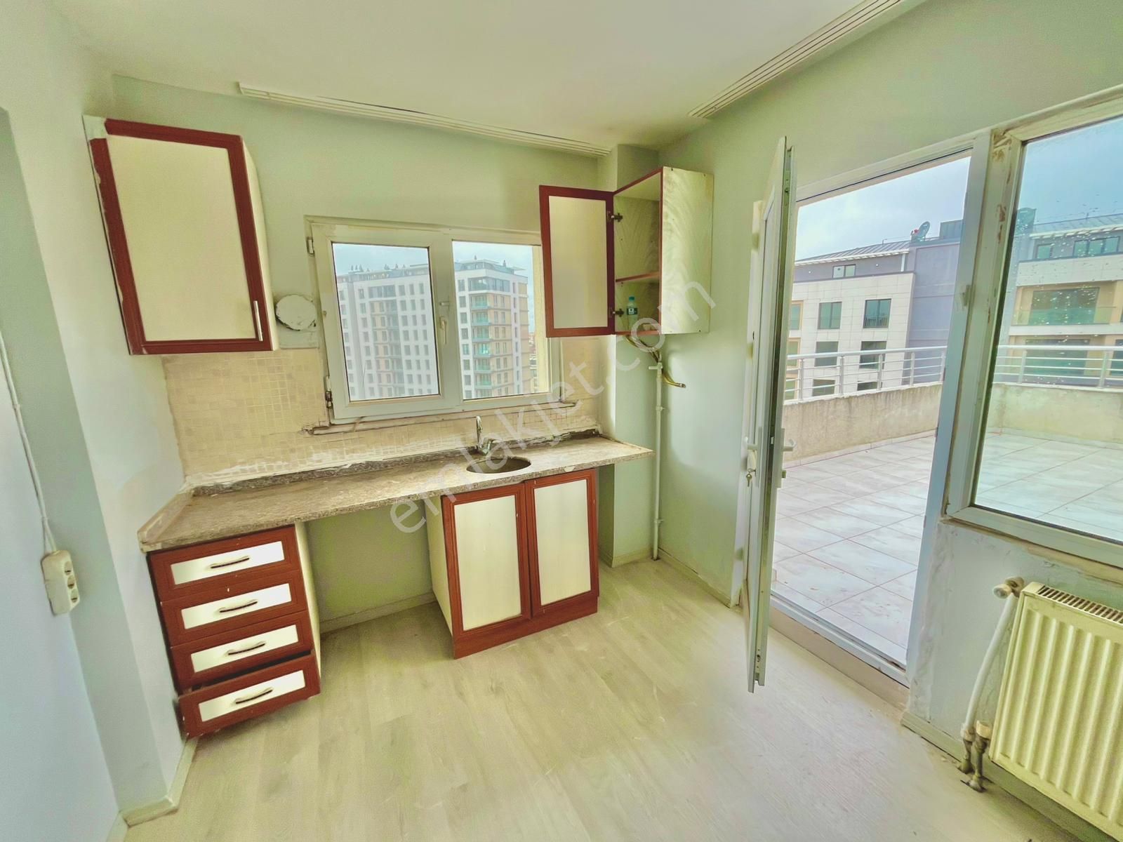 Piyasa Gayrimenkul Den Marmara Mah. De Geniş 5+1 Kiralık Dubleks - Görsel 19