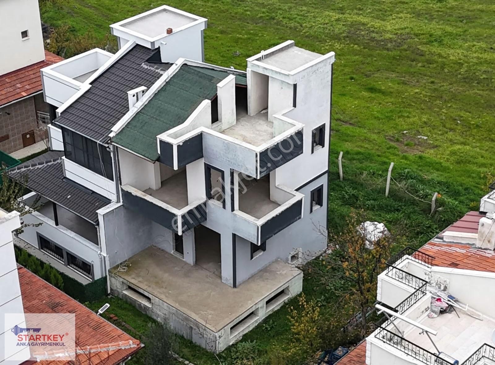 Salihleraltında Na-tamam Yatırım Fırsatı 3+1 Satılık Yazlık