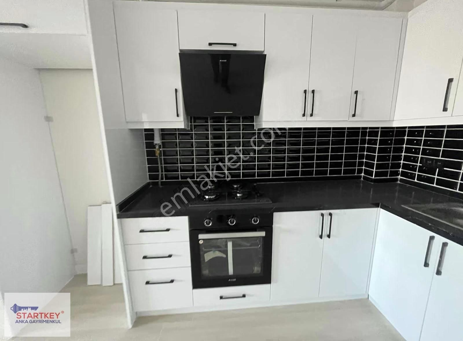 Startkey Den Burhaniyenin En Geniş 1+1 Evi Kiralık - Görsel 25