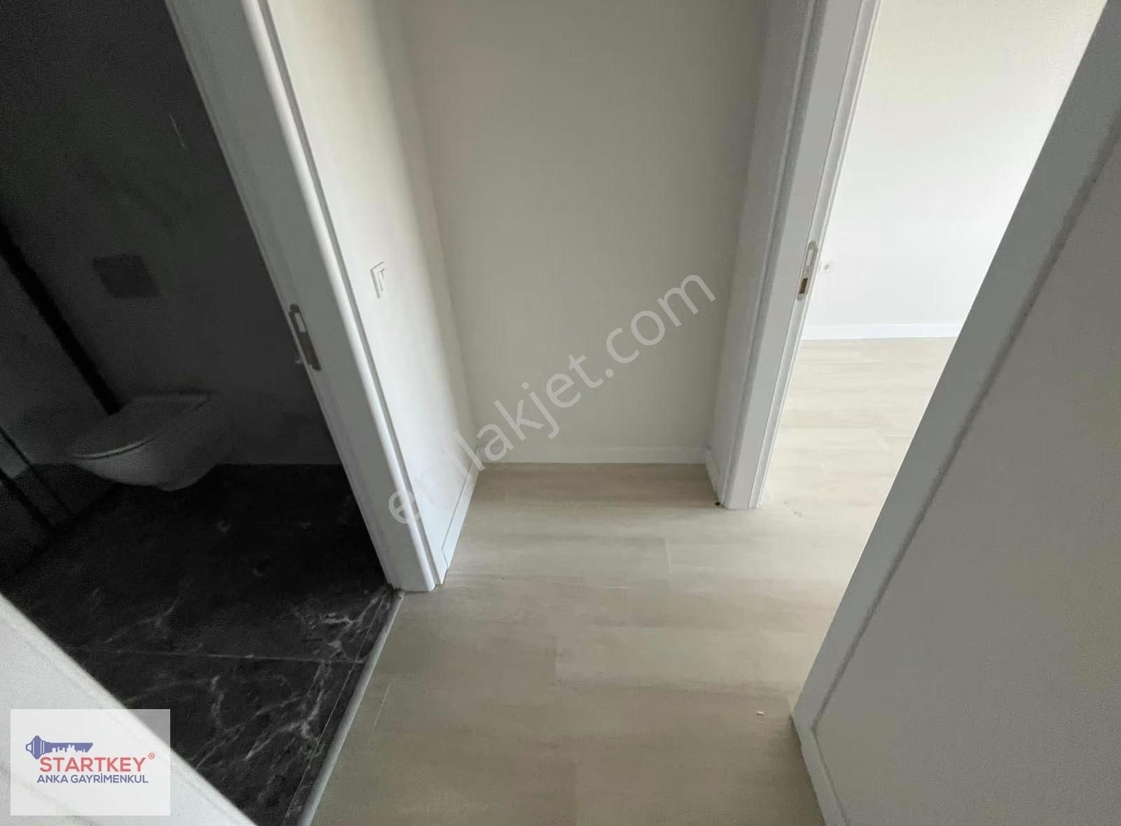 Startkey Den Burhaniyenin En Geniş 1+1 Evi Kiralık - Görsel 22