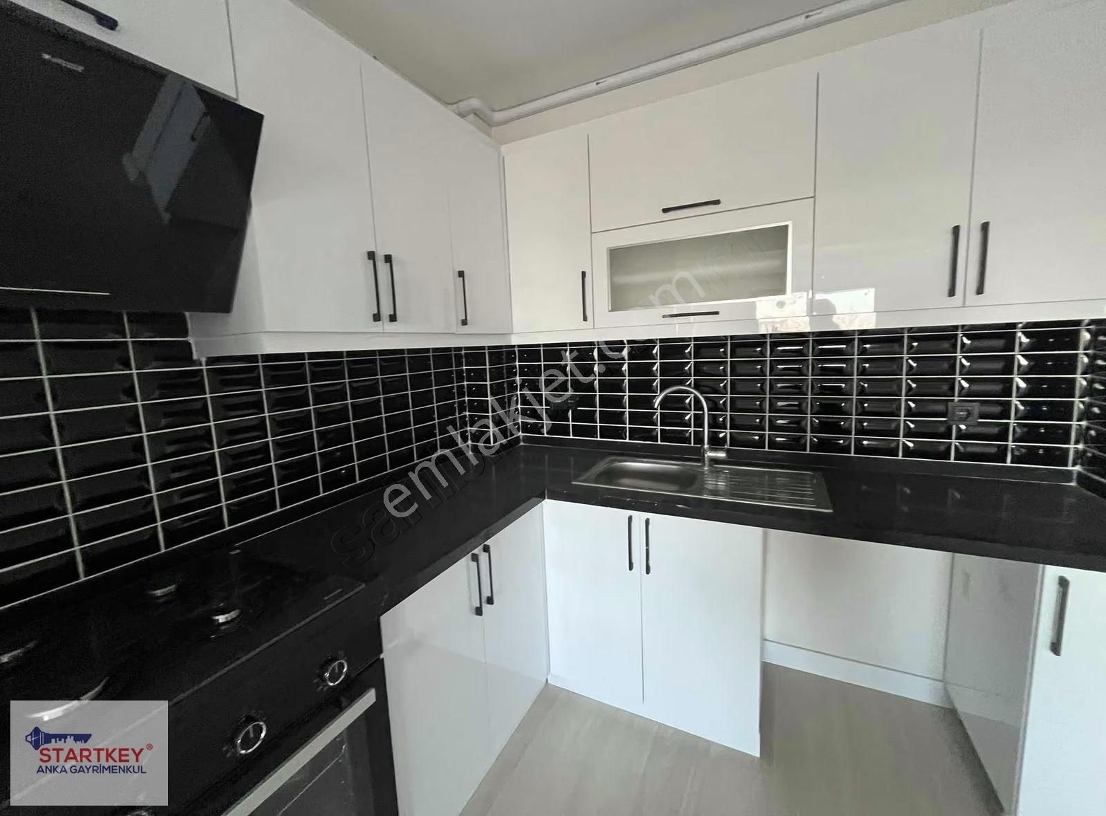 Startkey Den Burhaniyenin En Geniş 1+1 Evi Kiralık - Görsel 9
