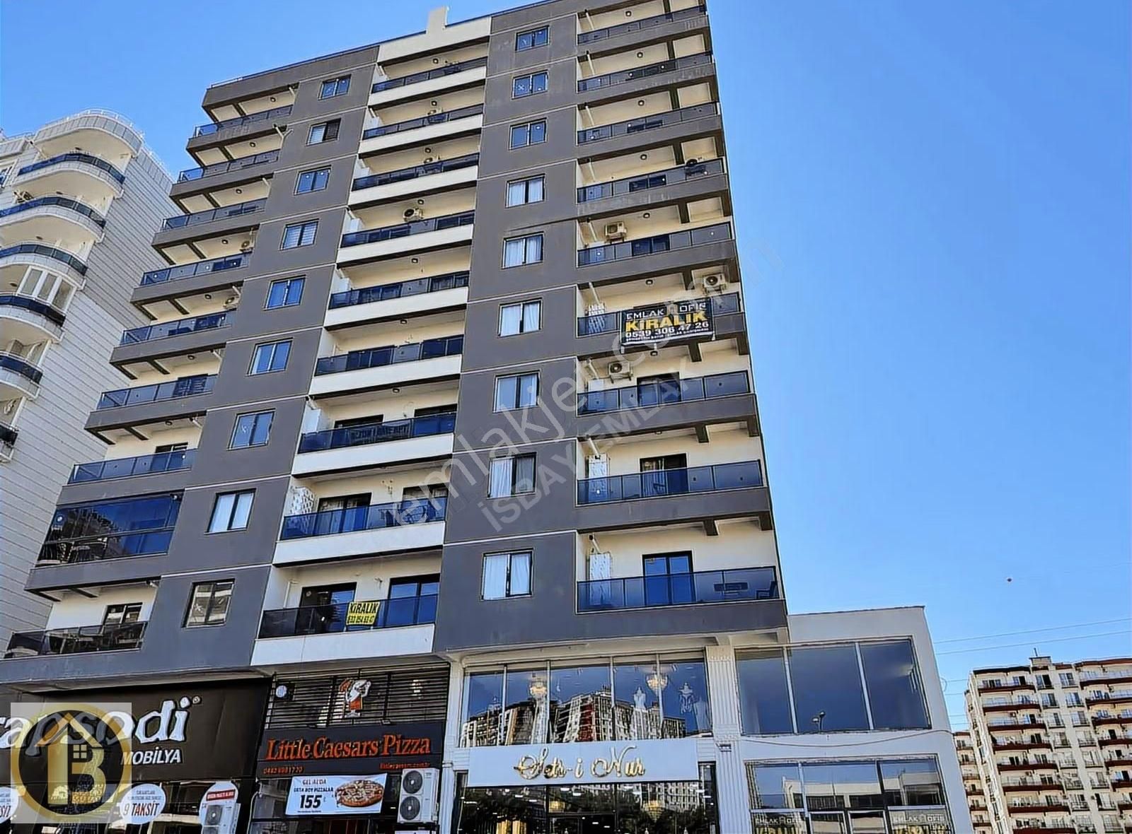 Lüks Binada Ankastreli,kombili, Kiracılı Satılık 1+1 Lüks Daire