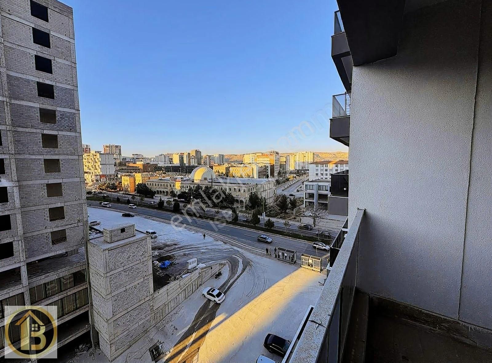 Lüks Binada Ankastreli,kombili, Kiracılı Satılık 1+1 Lüks Daire - Görsel 21