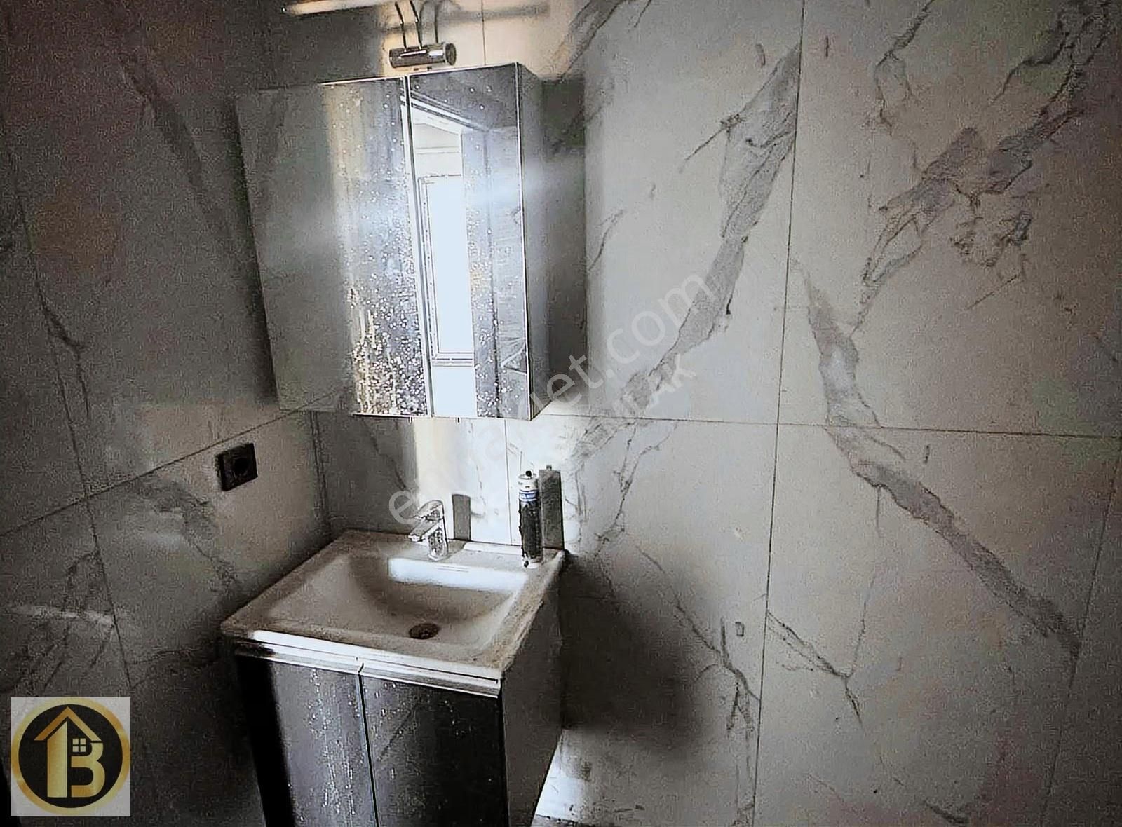 Lüks Binada Ankastreli,kombili, Kiracılı Satılık 1+1 Lüks Daire - Görsel 14