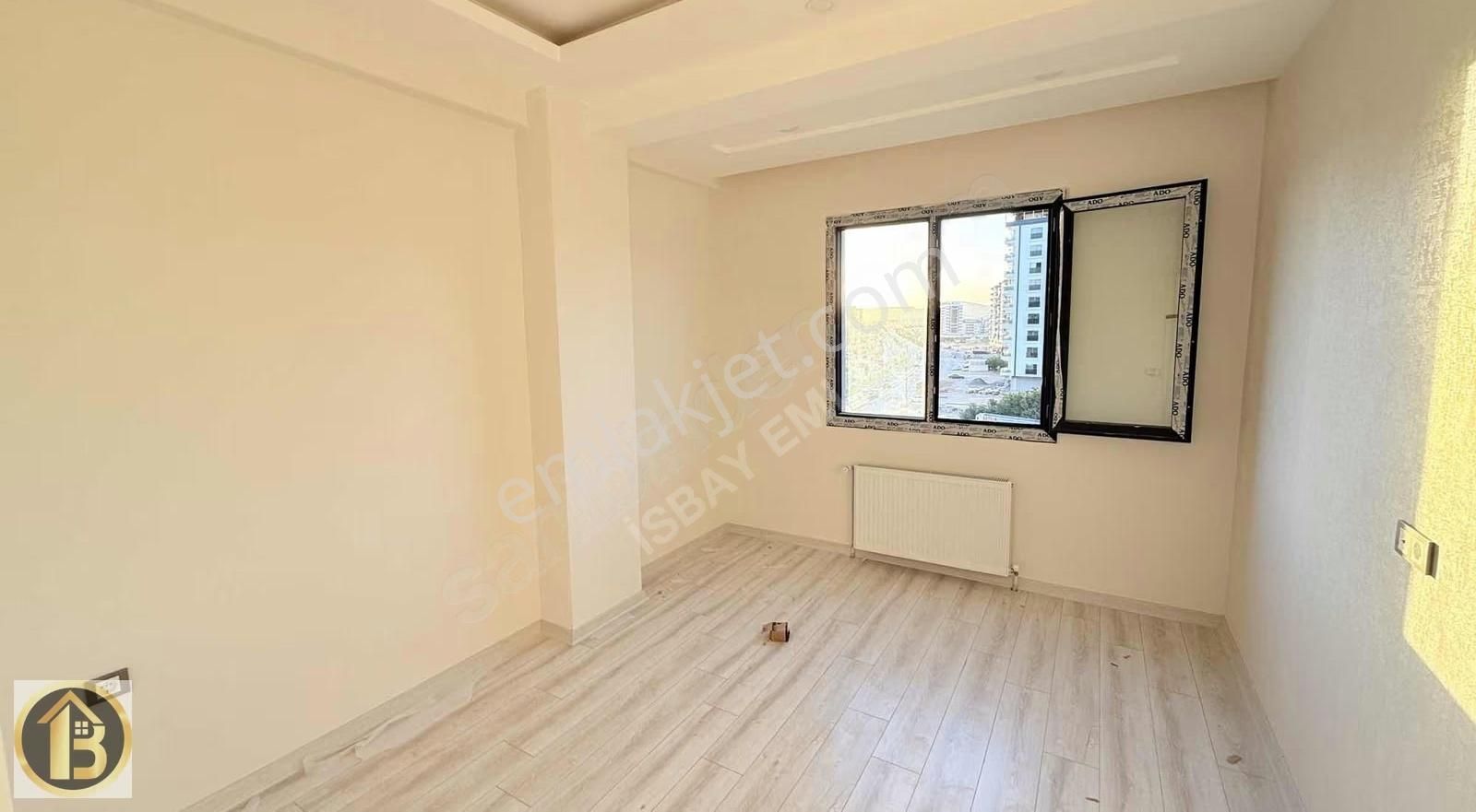 Yatırım Fırsatı Satılık 1+1 Lüks Daireler İsbay Emlak'ta - Görsel 17