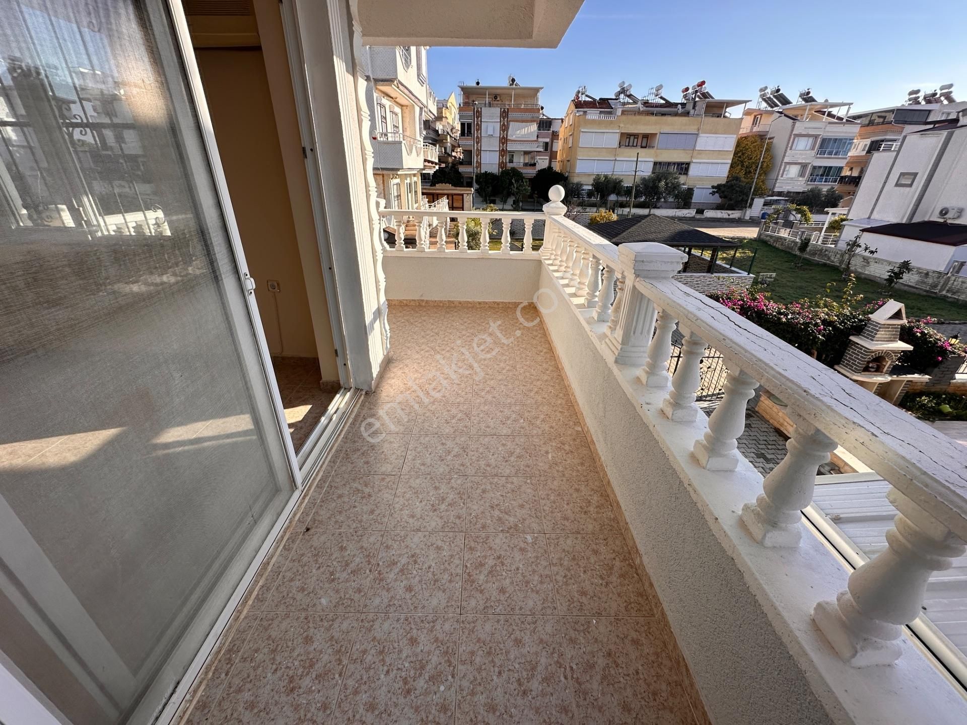 Didim Çamlık'ta Denize Yakın 3+1 Havuzlu Villa - Görsel 15