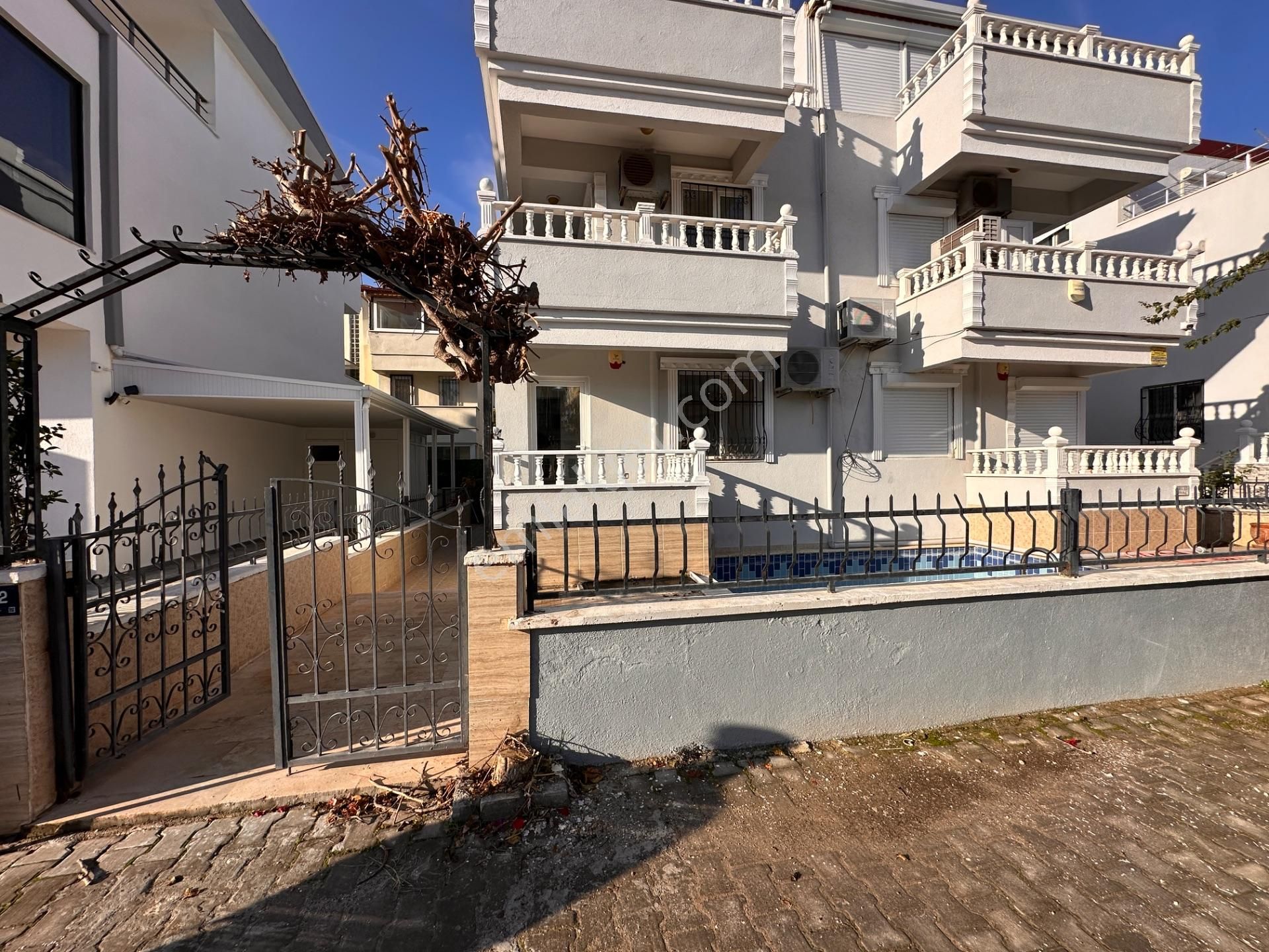 Didim Çamlık'ta Denize Yakın 3+1 Havuzlu Villa - Görsel 4