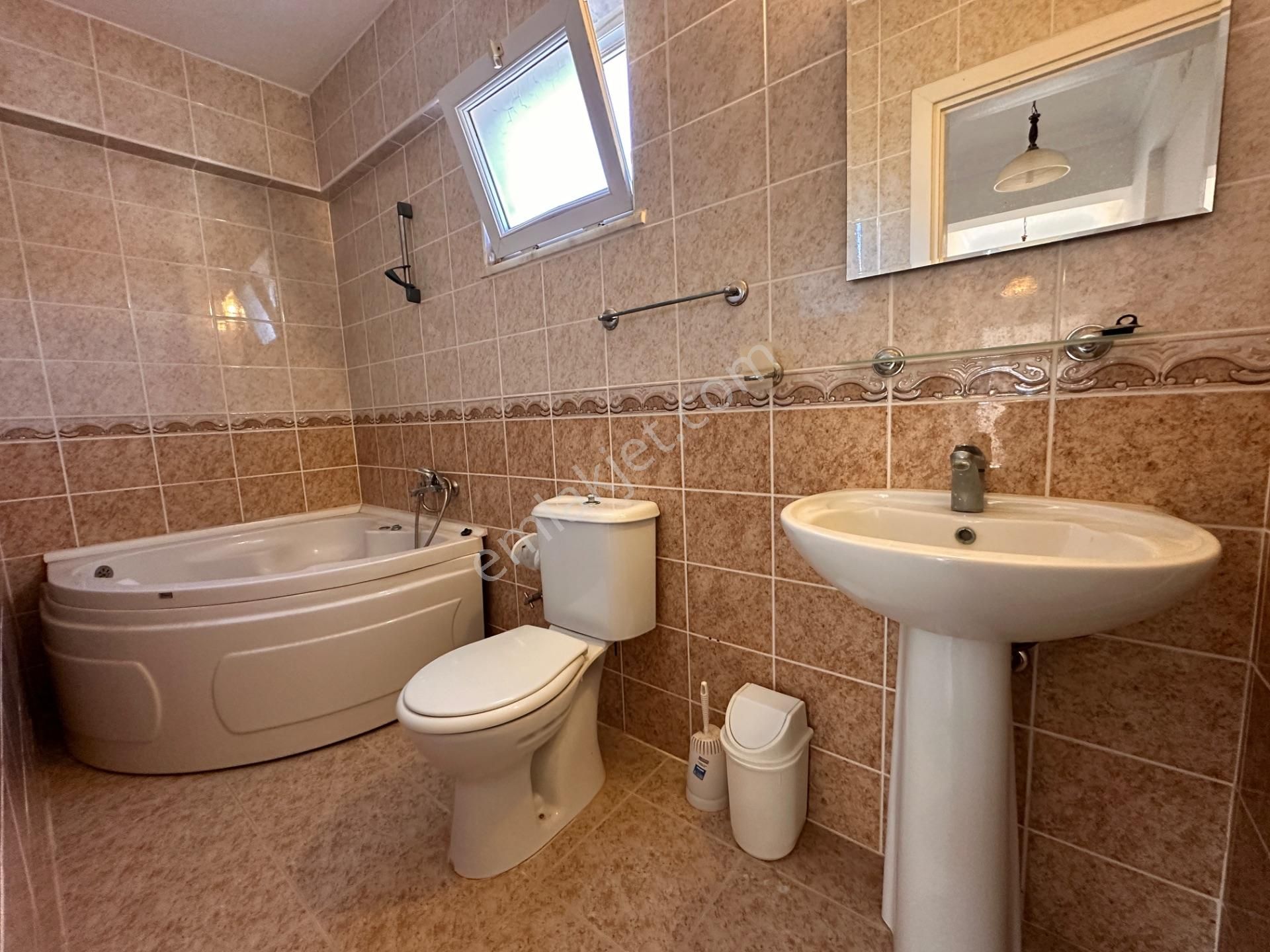 Didim Çamlık'ta Denize Yakın 3+1 Havuzlu Villa - Görsel 12