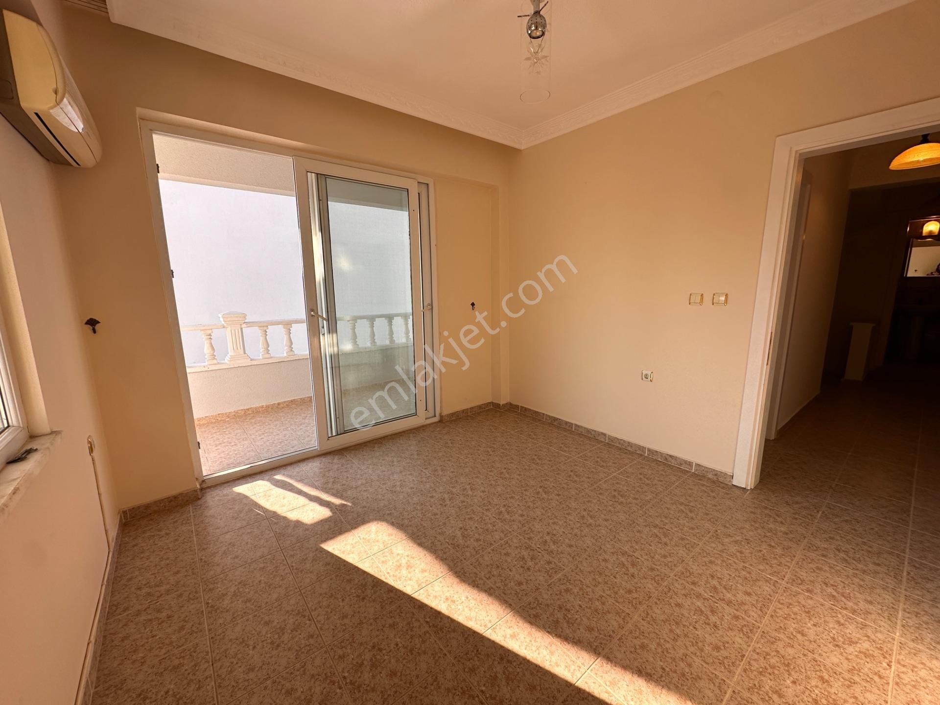 Didim Çamlık'ta Denize Yakın 3+1 Havuzlu Villa - Görsel 14