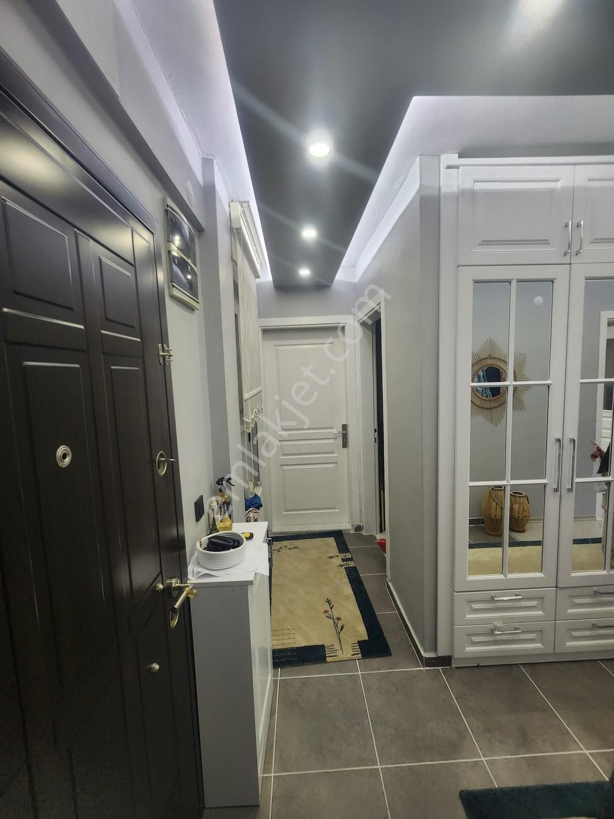 Şeker Mahallesi Sıra Evlerde Özel Tasarım Villa - Görsel 13