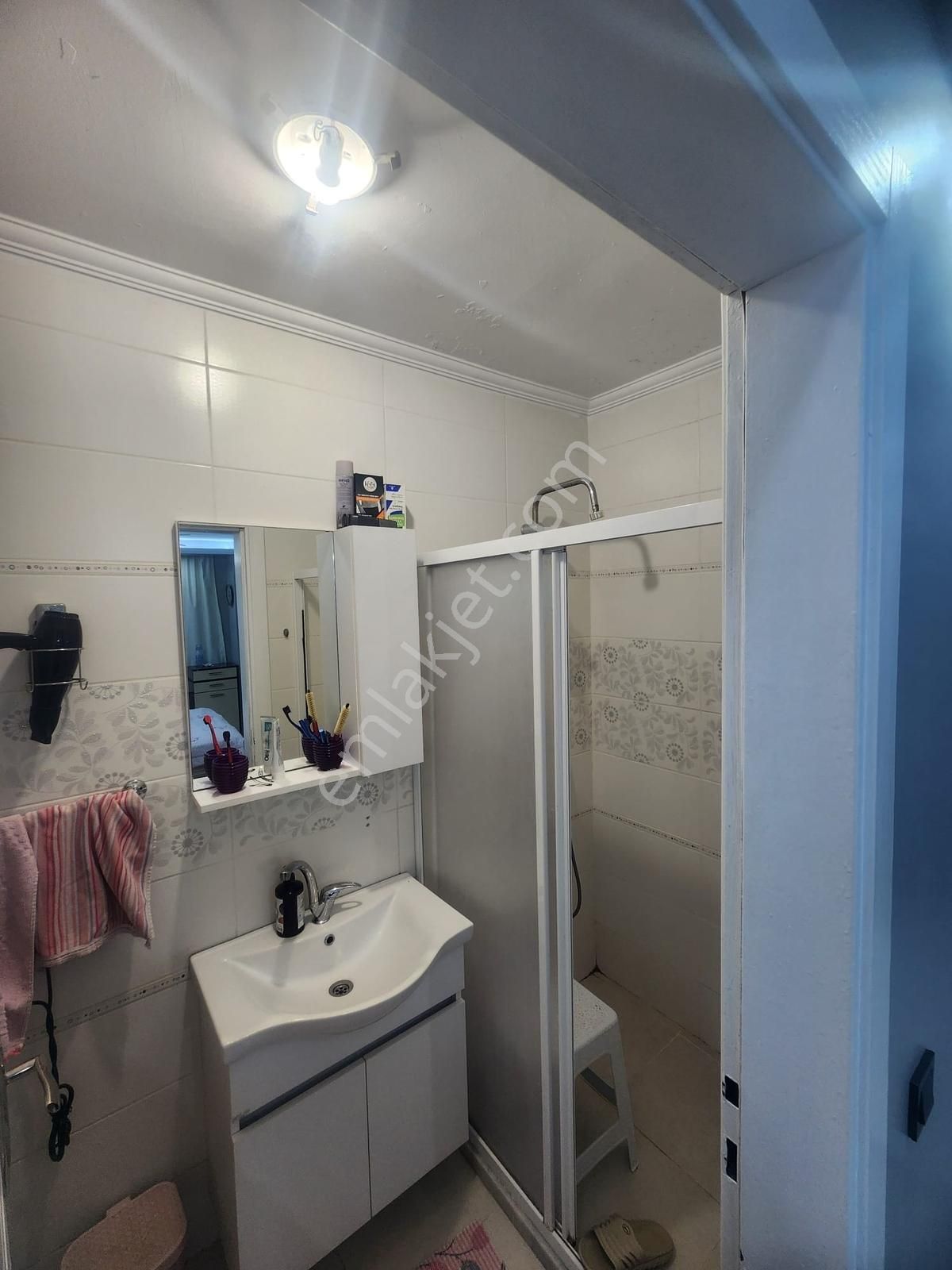 Şeker Mahallesi Sıra Evlerde Özel Tasarım Villa - Görsel 32