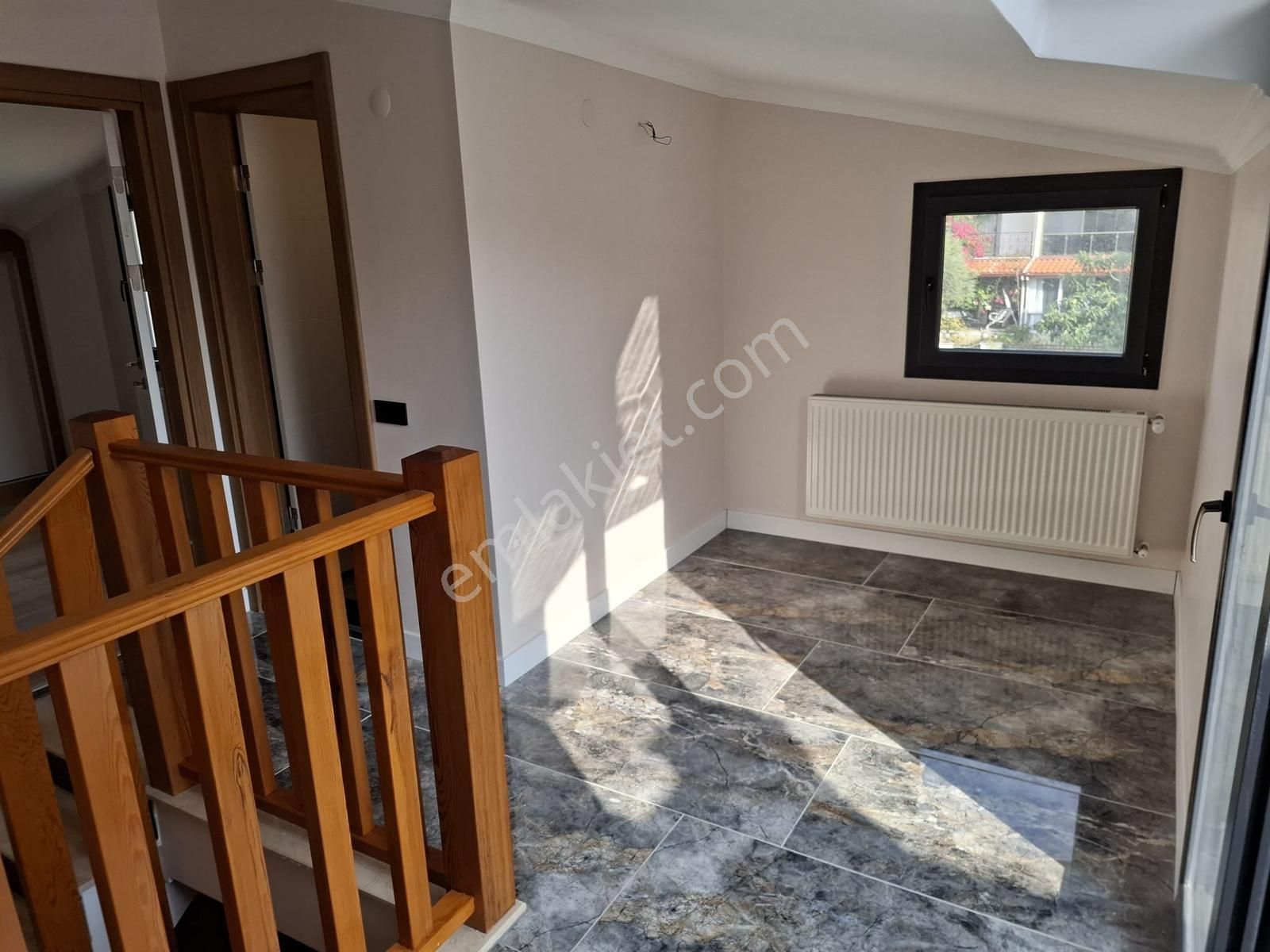 Kuşadası Kadınlar Denizinde 3+2 Fırsat Villa - Görsel 11