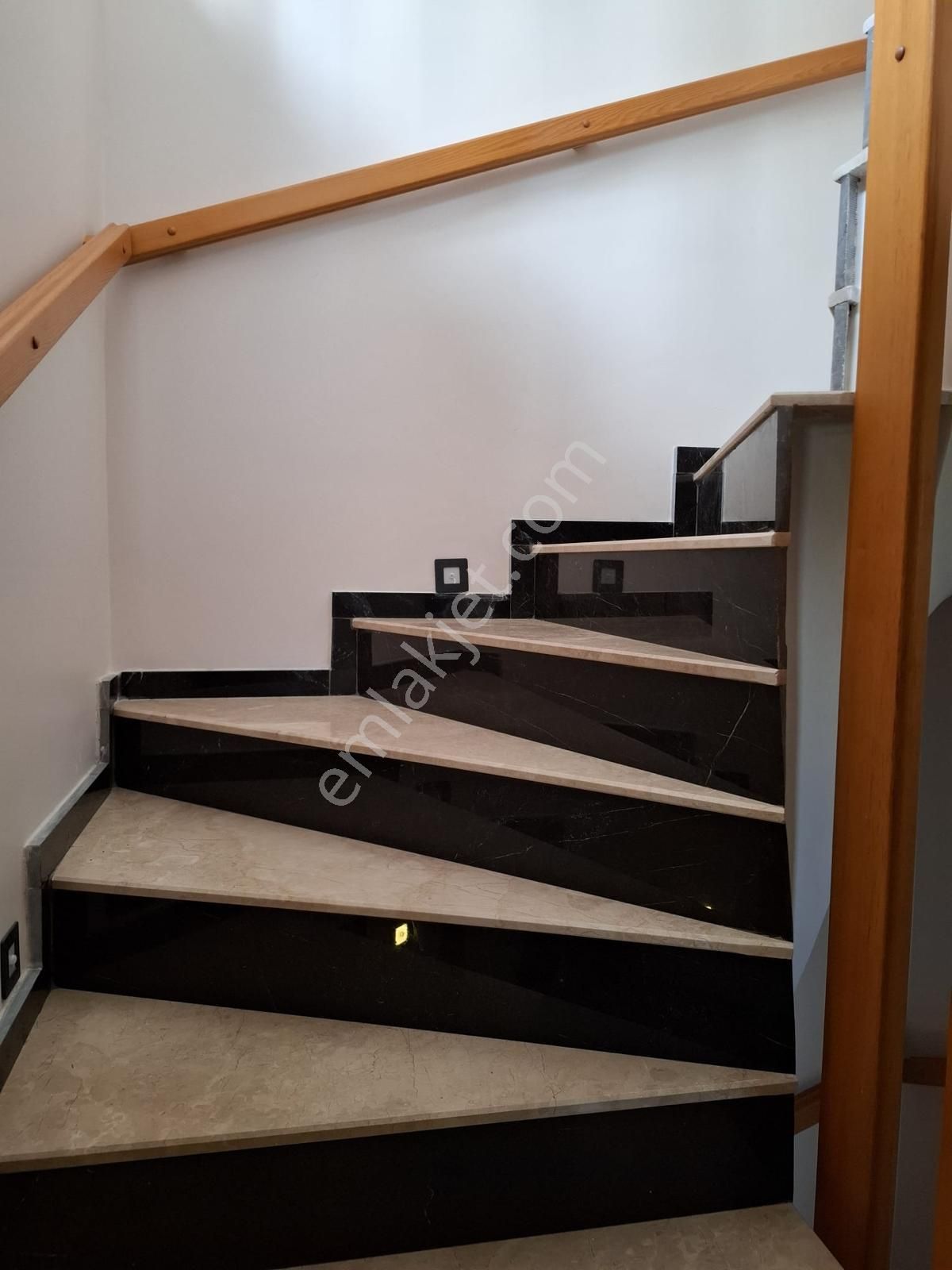 Kuşadası Kadınlar Denizinde 3+2 Fırsat Villa - Görsel 9