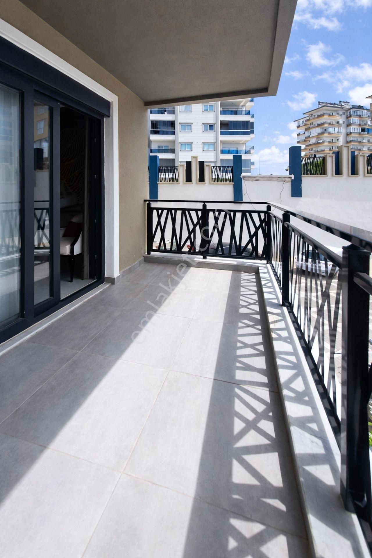 Avsallar’da Denize Yakın, Yeni Sitede Eşyalı Ters Dubleks 3+2 – 200 M² - Görsel 5