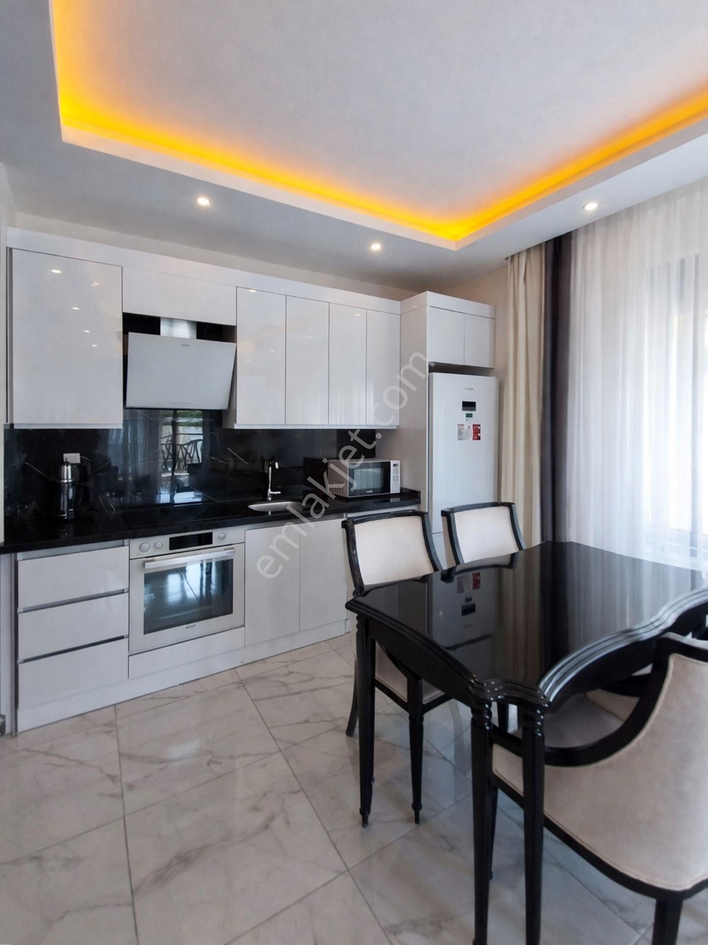 Avsallar’da Denize Yakın, Yeni Sitede Eşyalı Ters Dubleks 3+2 – 200 M² - Görsel 3