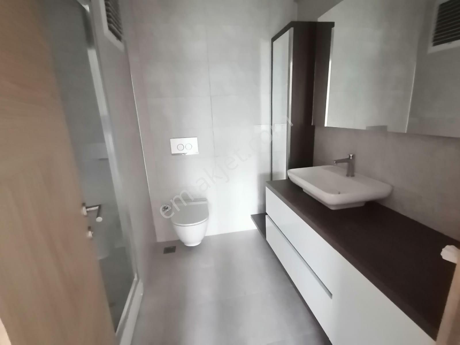 Çiğli Atakent Panoramada Deniz Manzaralı Kiralık 3+1 Daire - Görsel 13