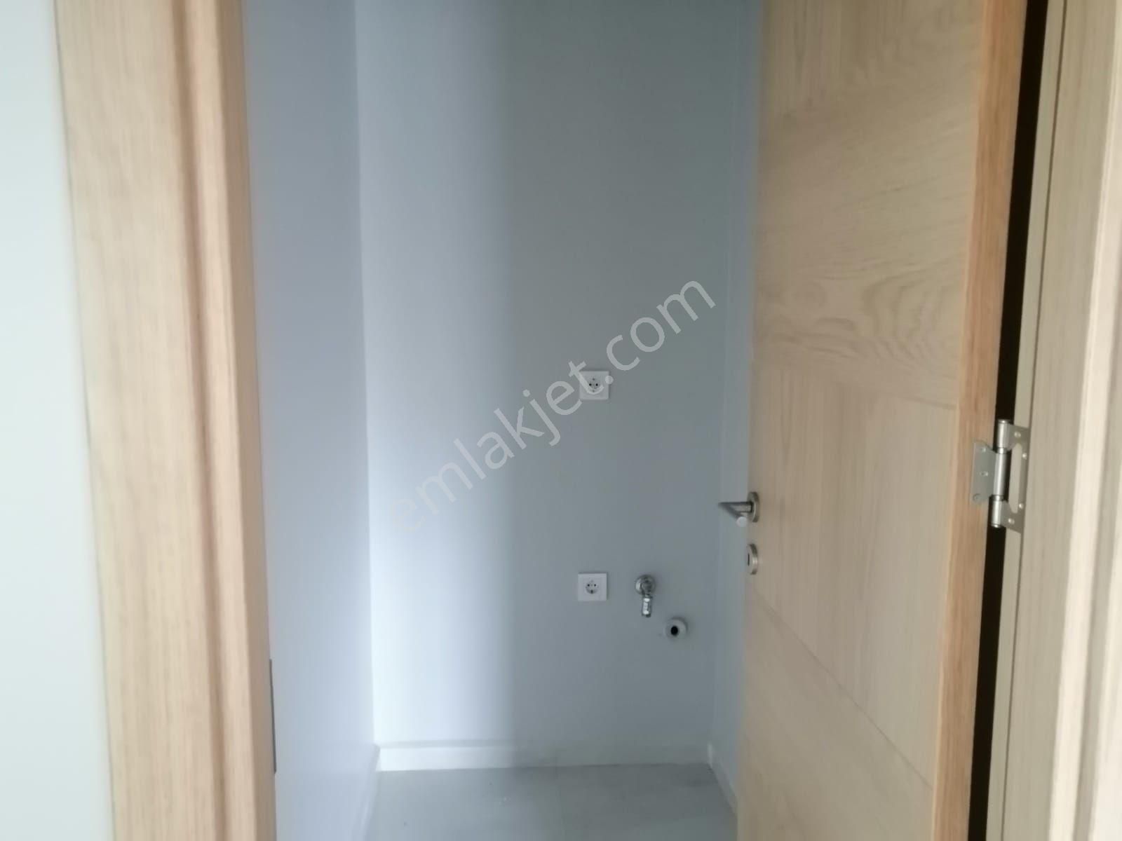 Çiğli Atakent Panoramada Deniz Manzaralı Kiralık 3+1 Daire - Görsel 16