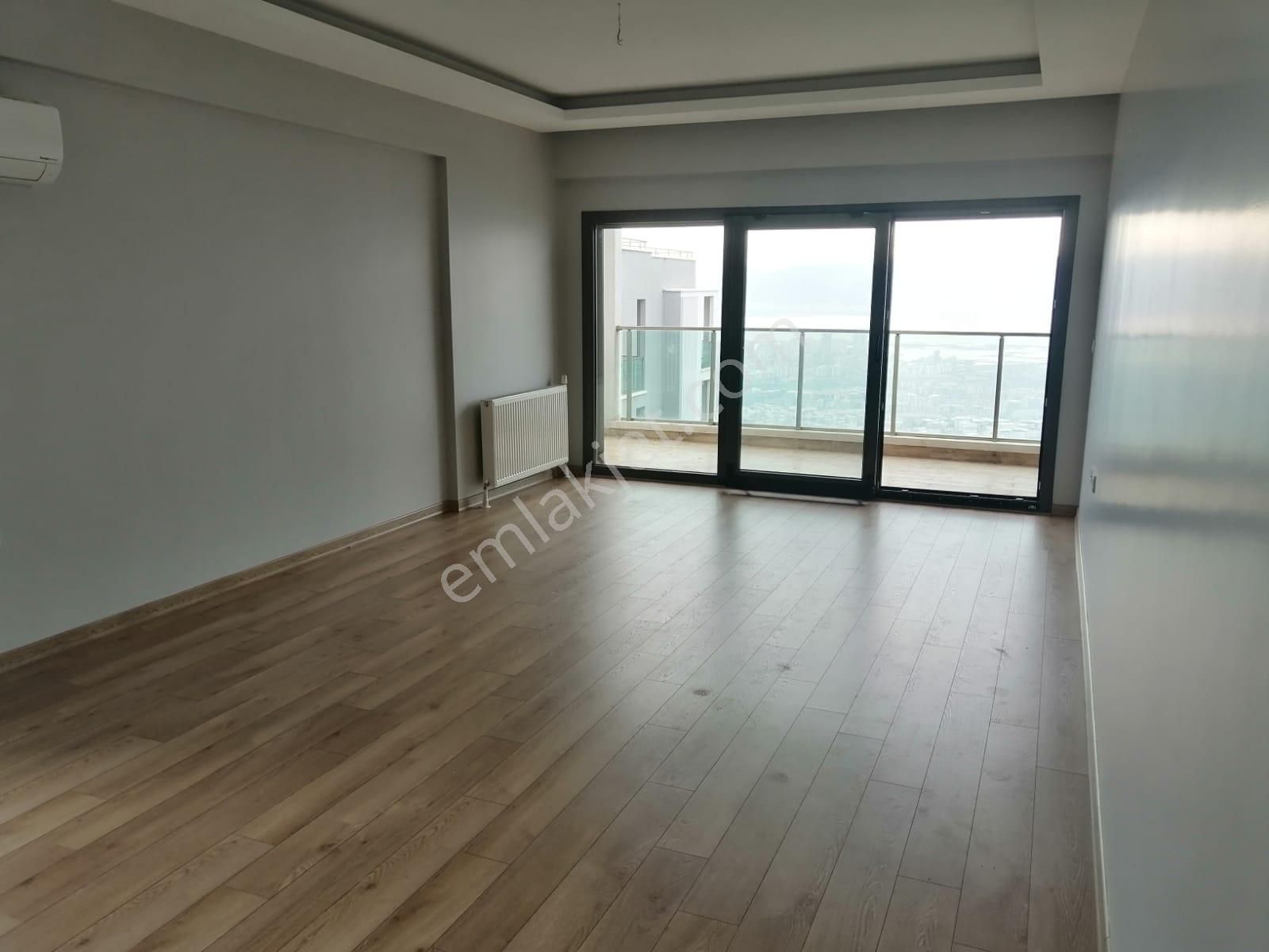 Çiğli Atakent Panoramada Deniz Manzaralı Kiralık 3+1 Daire - Görsel 2