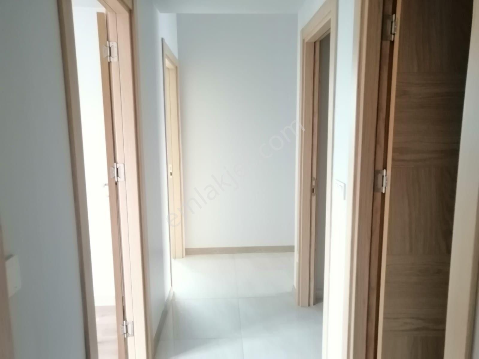 Çiğli Atakent Panoramada Deniz Manzaralı Kiralık 3+1 Daire - Görsel 15