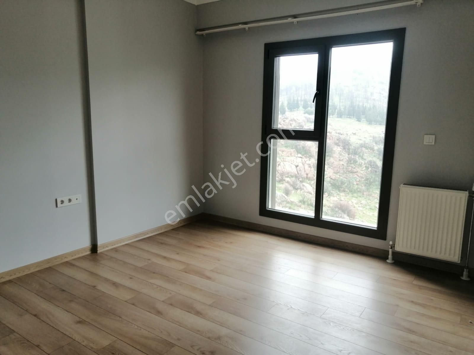 Çiğli Atakent Panoramada Deniz Manzaralı Kiralık 3+1 Daire - Görsel 10