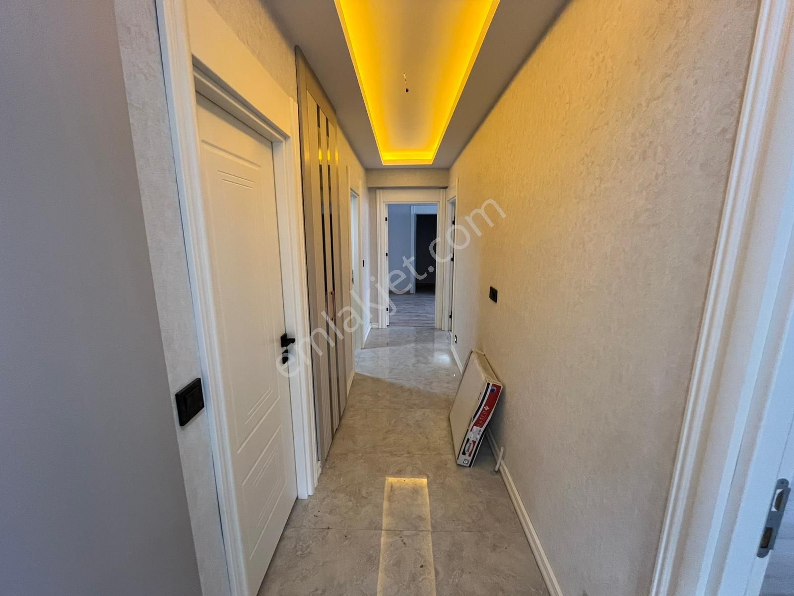 Yenikenet 29 Ekim Mh 3+1 Ara Kat Güney Cephe Ebeveyn Banyolu-asansörlü - G.odalı Sıfır Daireler!! - Görsel 21