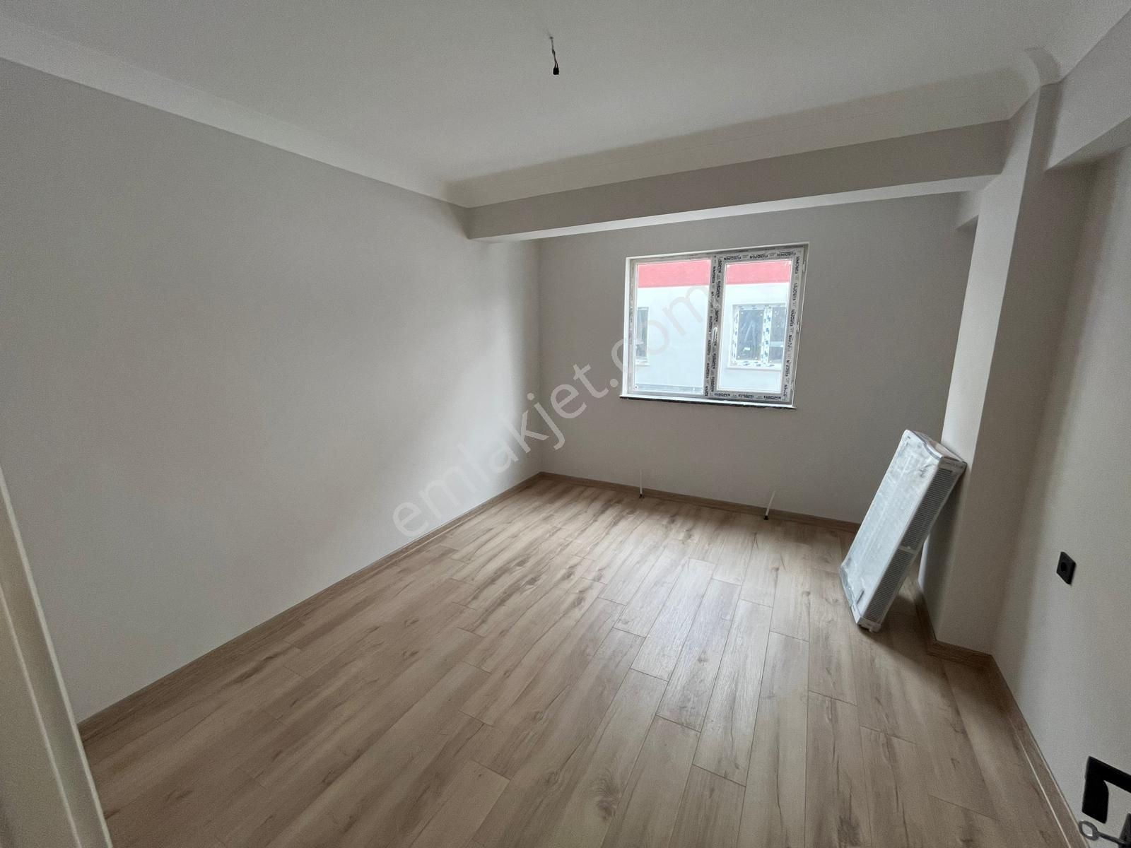 Yenikenet 29 Ekim Mh 3+1 Ara Kat Güney Cephe Ebeveyn Banyolu-asansörlü - G.odalı Sıfır Daireler!! - Görsel 8