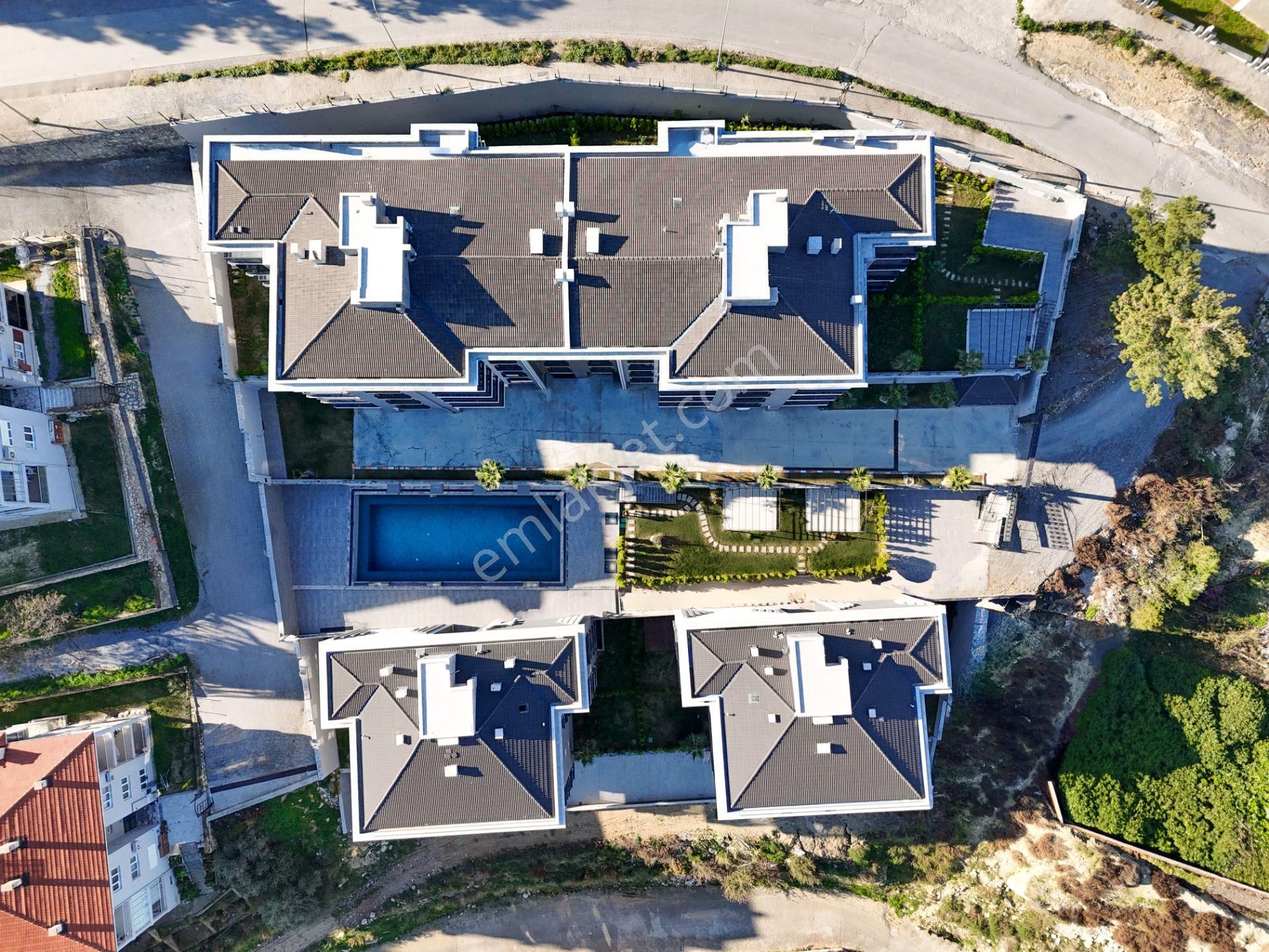 Değirmendere Mah. Albatros Rezidansta Satılık 1+1 Diare - Görsel 12