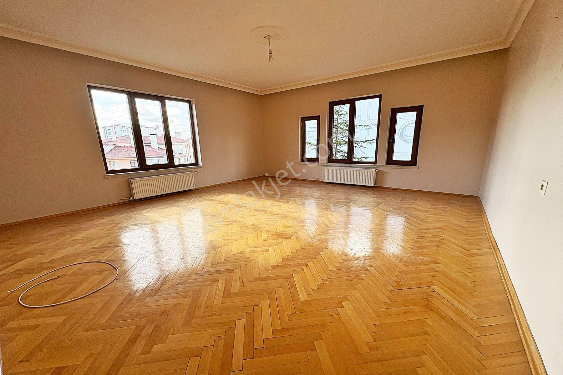 Esertepe Ana Cadde Üzeri *asansörlü* 3+1 Ara Kat Kiralık Daire - Görsel 2