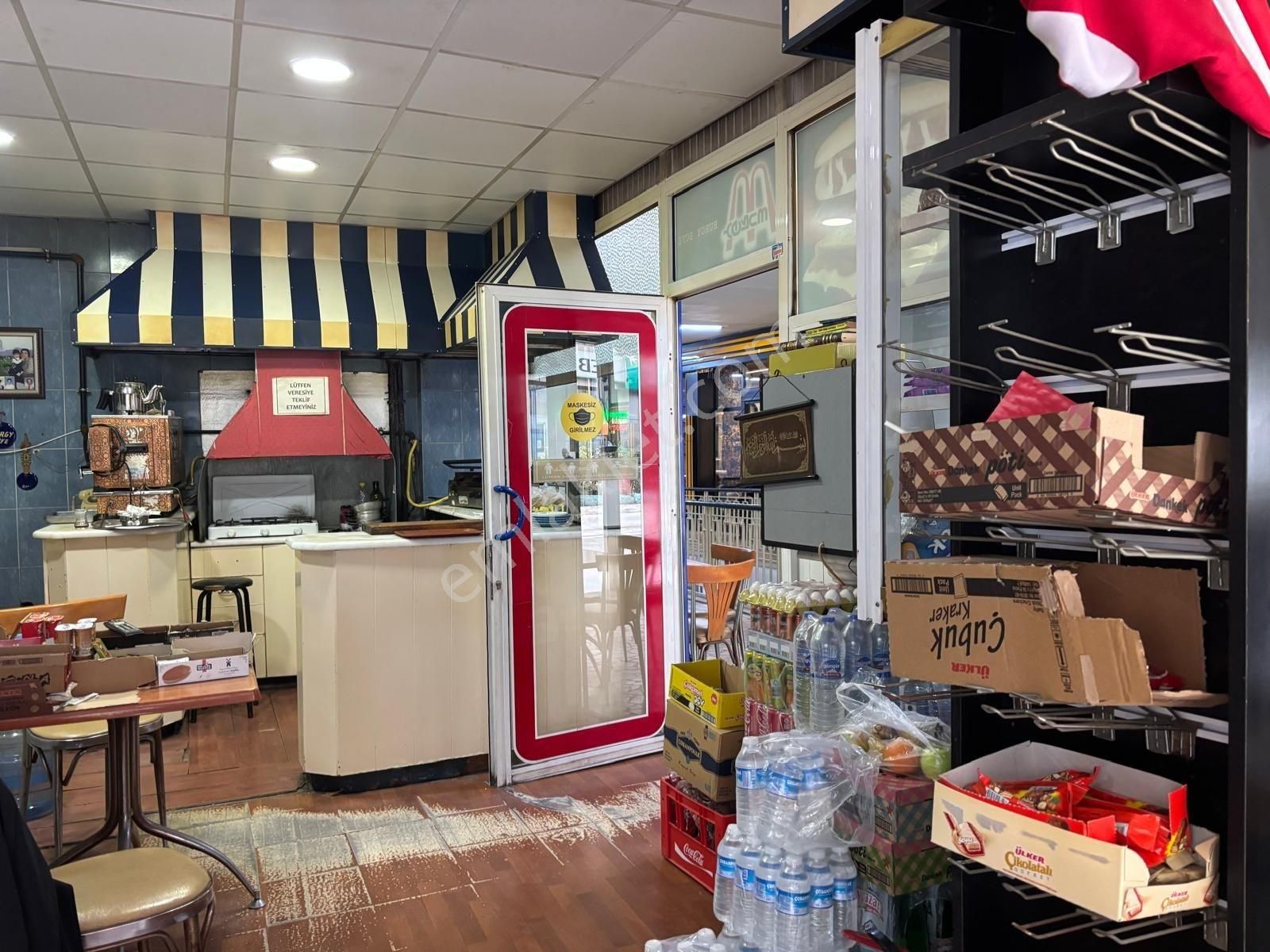 Bakırköy'de Kıymetli 75 M2 Kullanımlı Düz Giriş Dükkan - Görsel 5