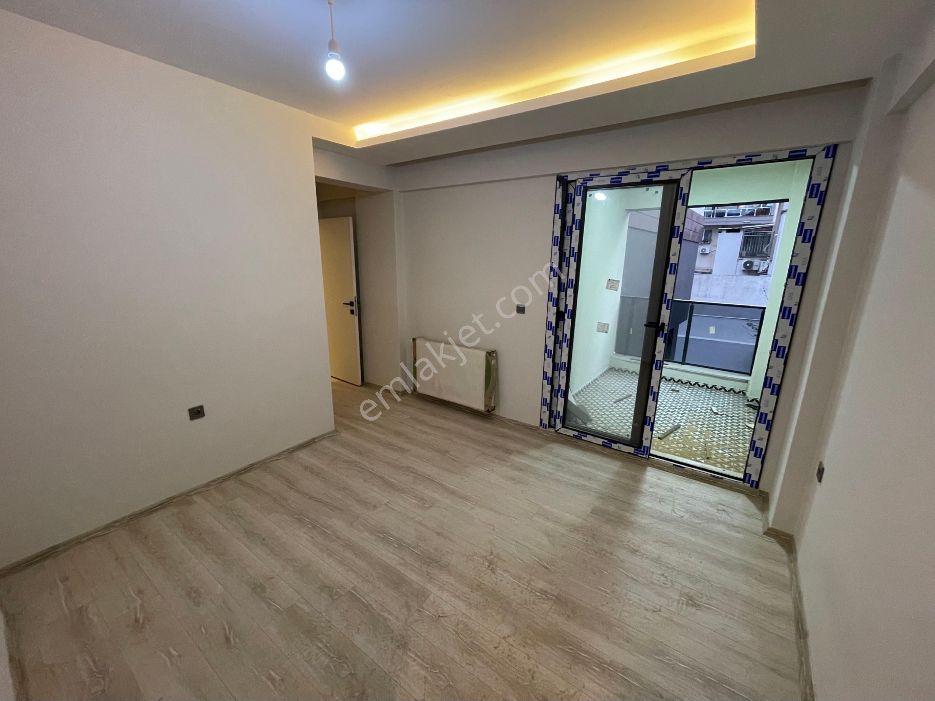 Gülyaka Mah’de Cadde Dibi 1+1,2+1,3+1 Sıfır Lüks Asansörlü Satılık Daireler - Görsel 33