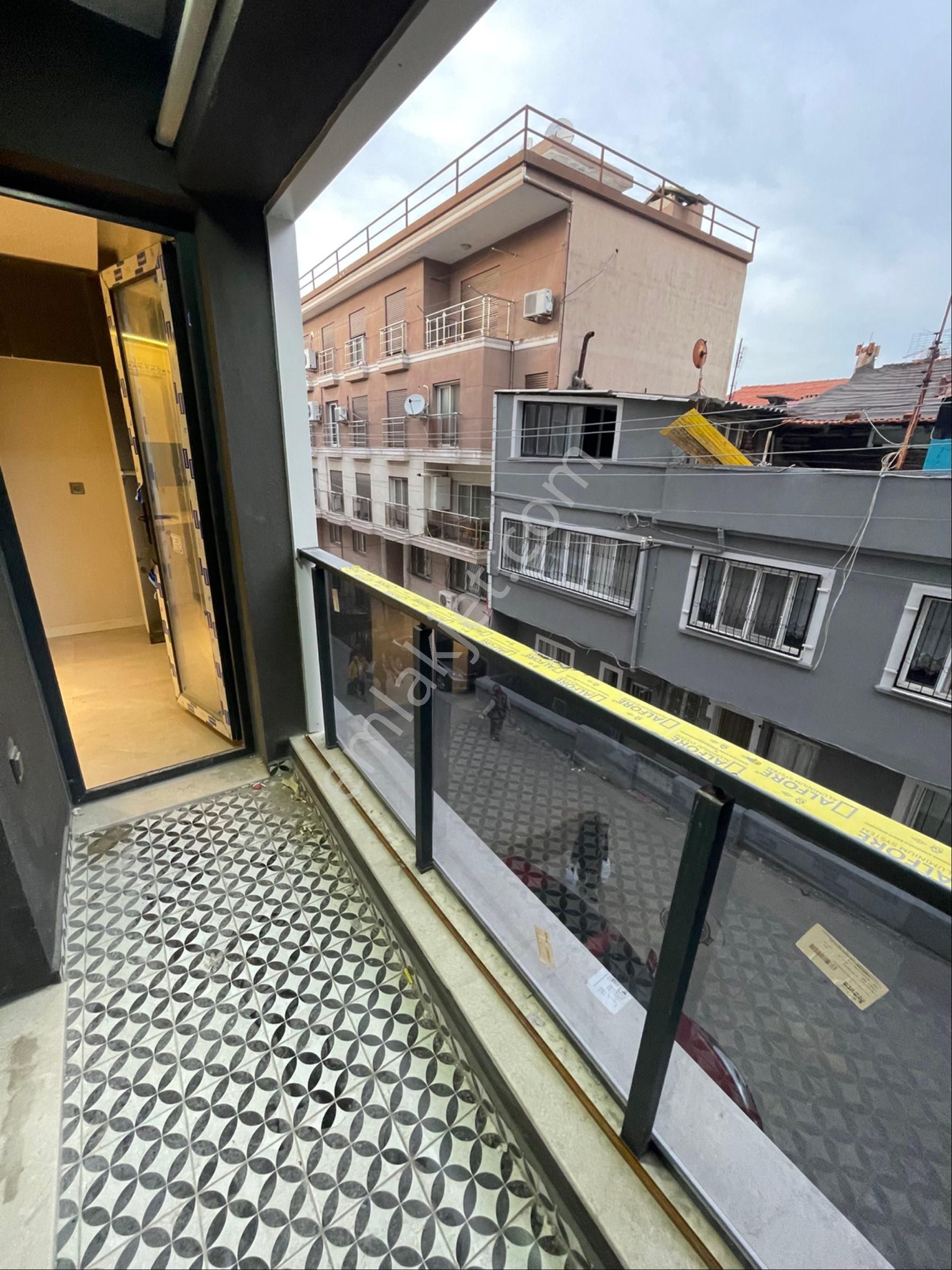 Gülyaka Mah’de Cadde Dibi 1+1,2+1,3+1 Sıfır Lüks Asansörlü Satılık Daireler - Görsel 11