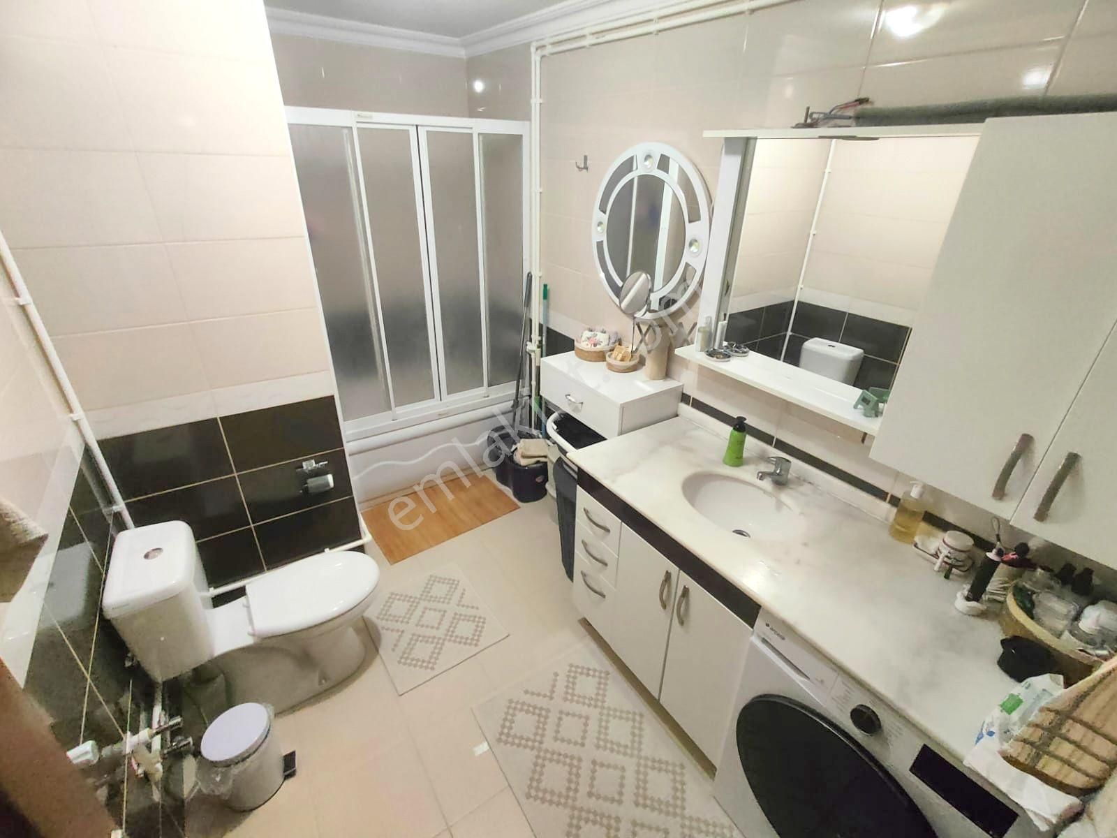 Emlak Dünyasından E-5 Yanı Başında Satılık 3+1 125 M2 Lüks Daire - Görsel 18