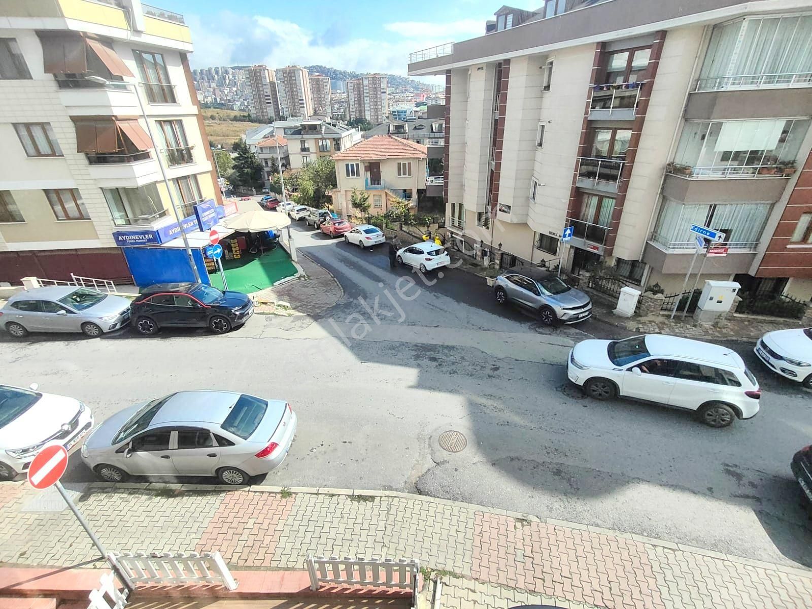 Emlak Dünyasından E-5 Yanı Başında Satılık 3+1 125 M2 Lüks Daire - Görsel 34