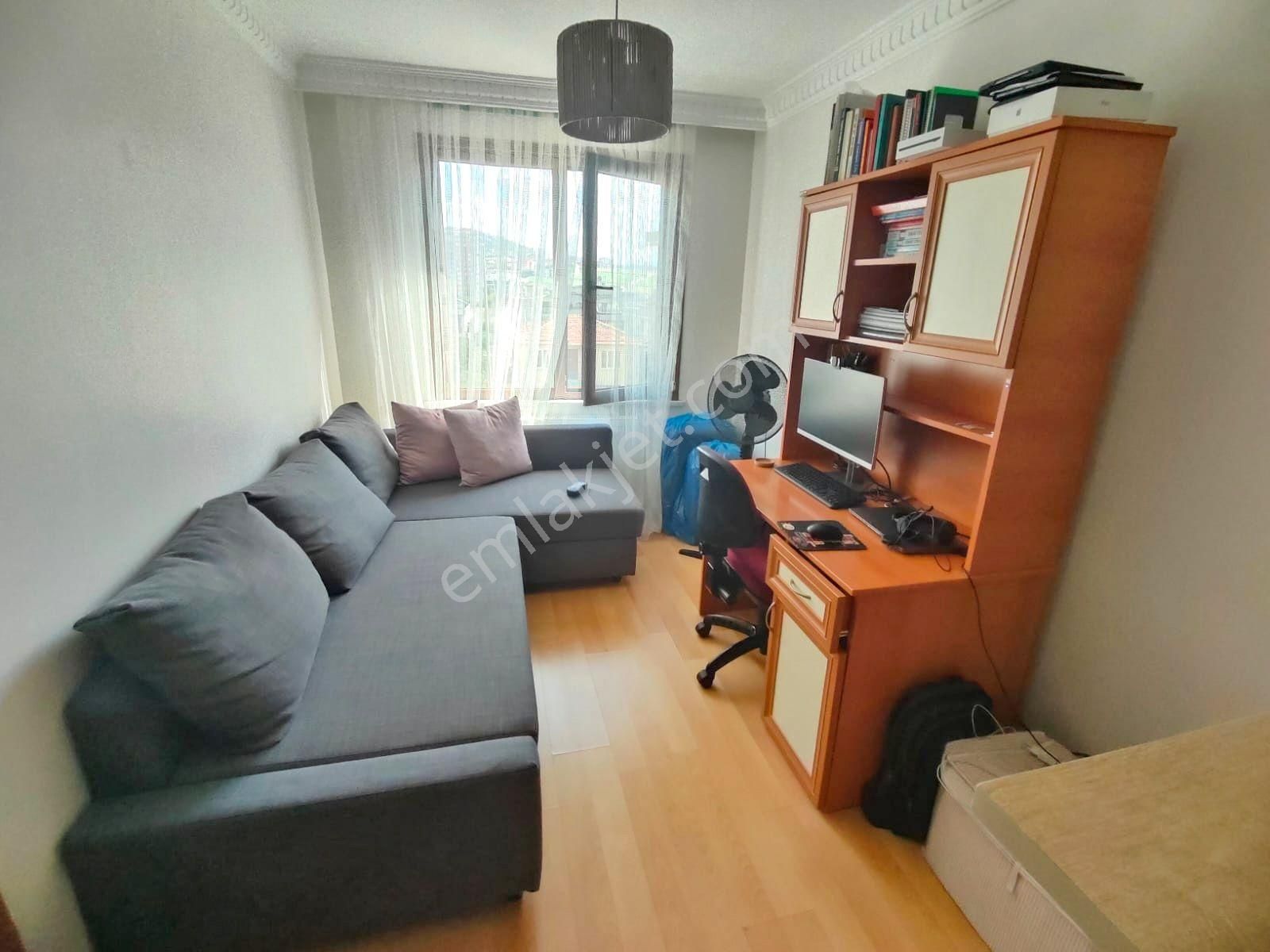 Emlak Dünyasından E-5 Yanı Başında Satılık 3+1 125 M2 Lüks Daire - Görsel 20