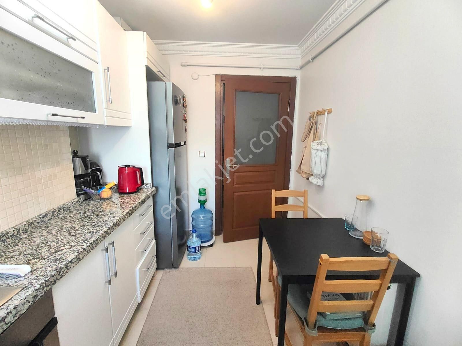 Emlak Dünyasından E-5 Yanı Başında Satılık 3+1 125 M2 Lüks Daire - Görsel 4