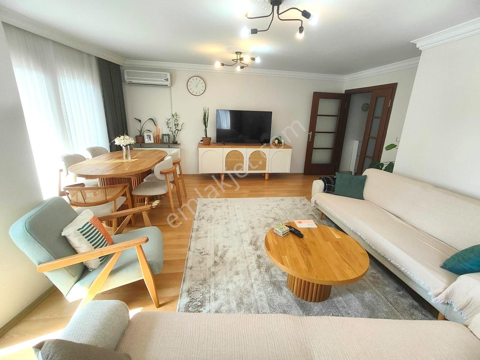 Emlak Dünyasından E-5 Yanı Başında Satılık 3+1 125 M2 Lüks Daire - Görsel 26