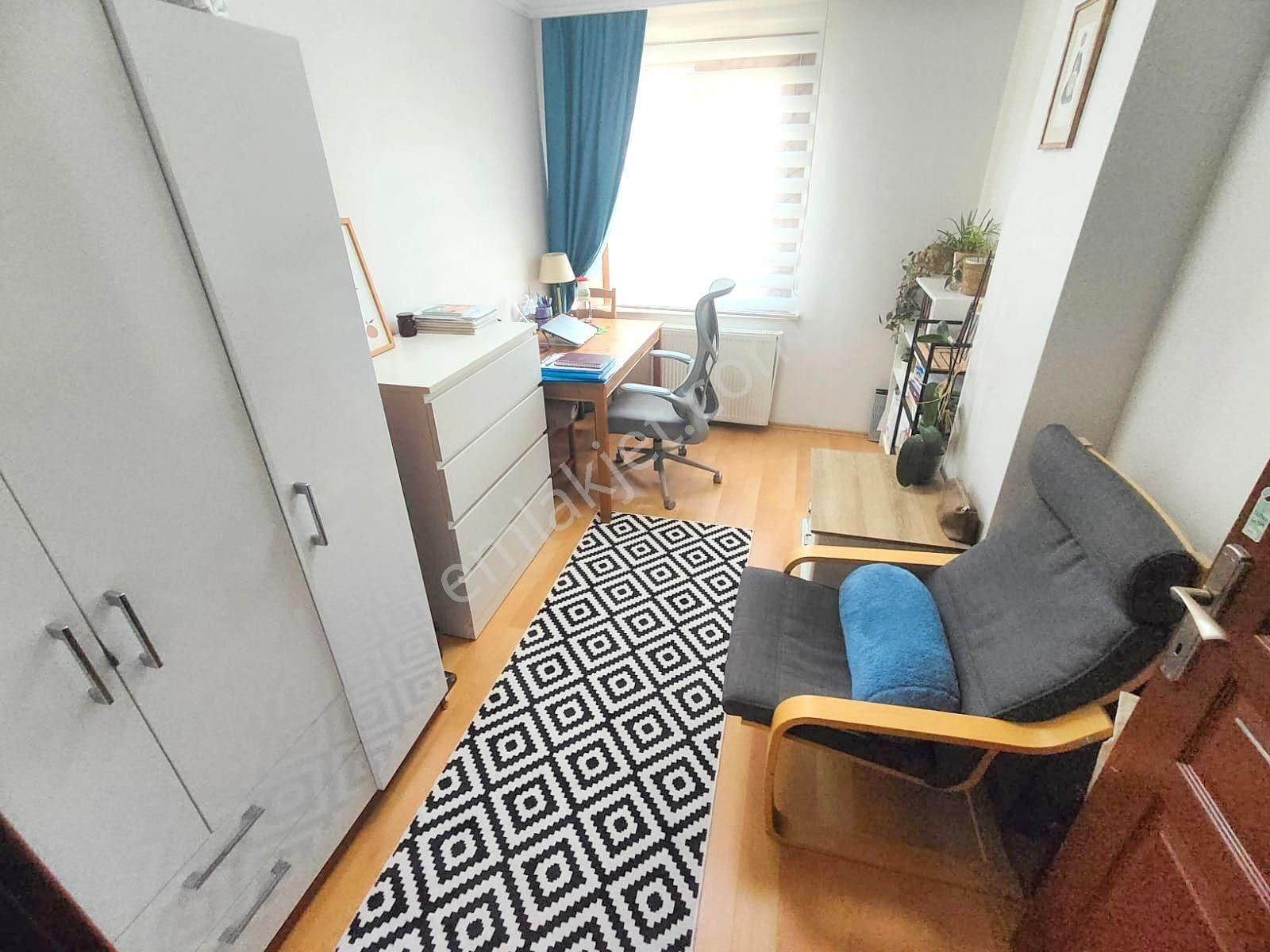 Emlak Dünyasından E-5 Yanı Başında Satılık 3+1 125 M2 Lüks Daire - Görsel 13