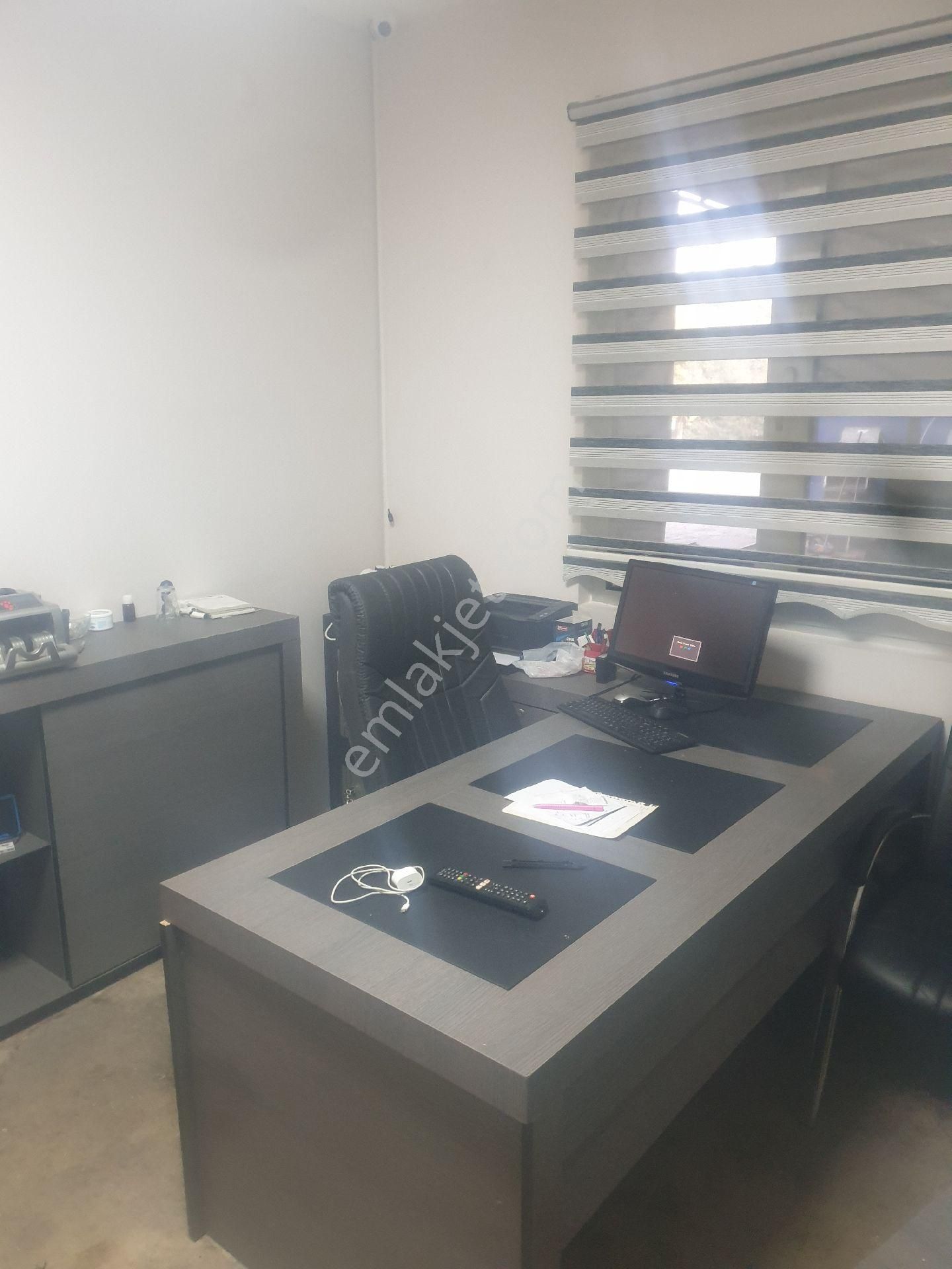 Salihli Adala Mah Satilik İs Yeri Depo - Görsel 8