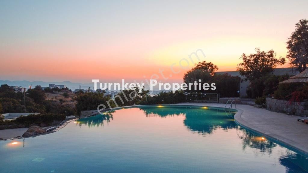 Büyüleyici Bir Tasarım Beş Yıldızlı Hizmet Satılık Villa - Görsel 6